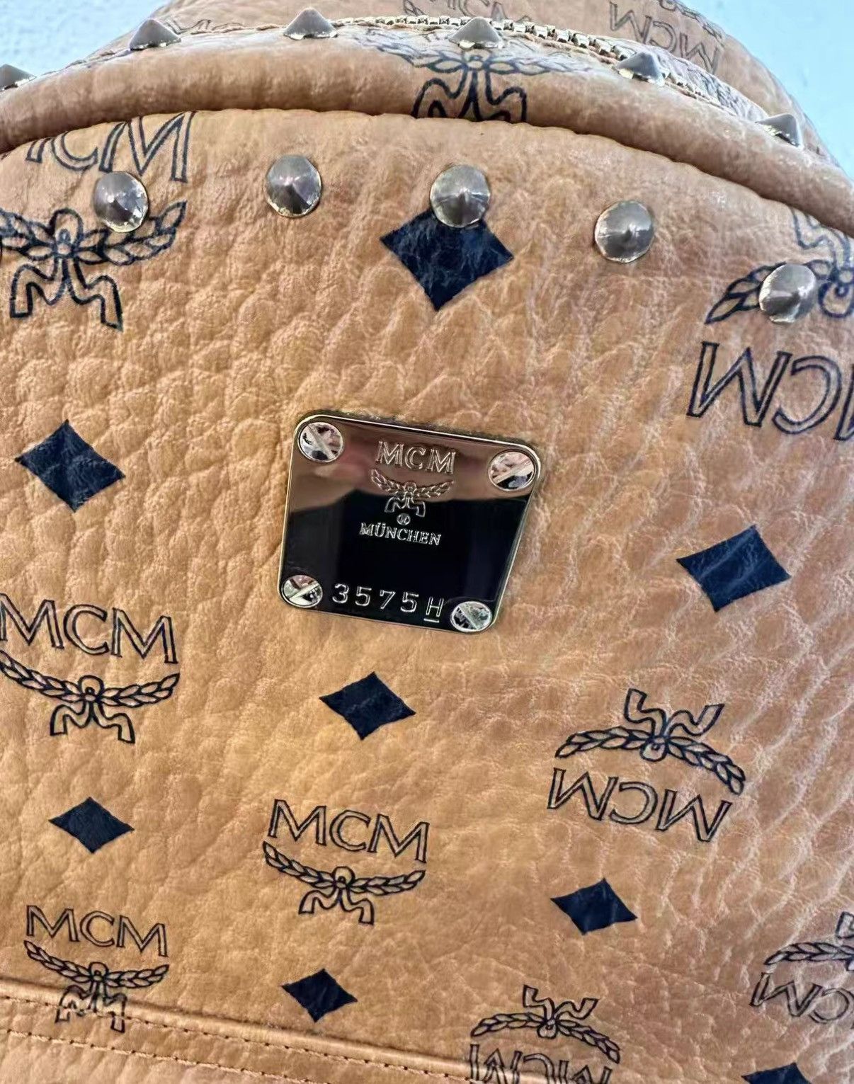 MCM MCM backpack in cognac classic monogram pattern J38 Size ONE SIZE - 4 Thumbnail