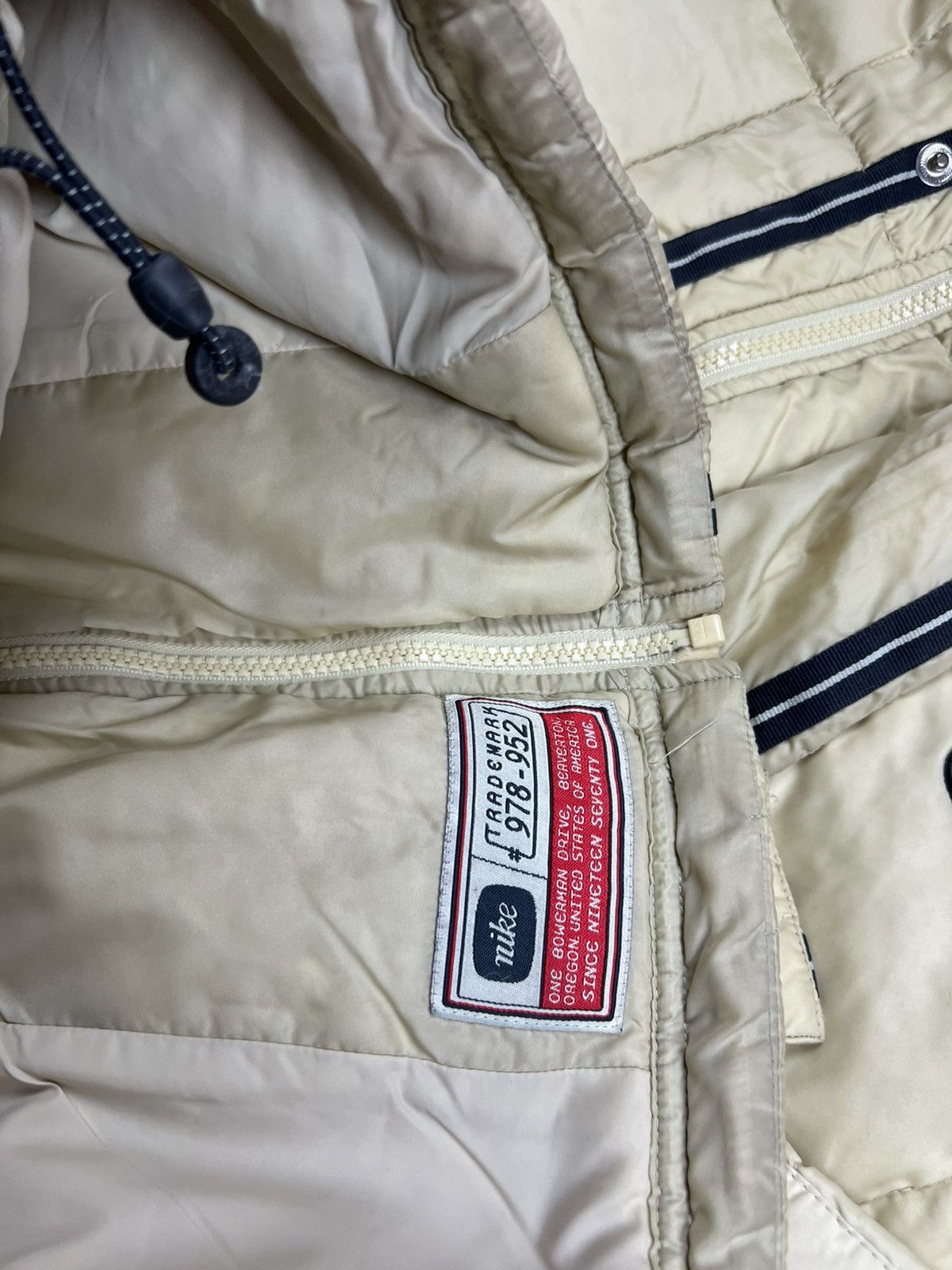 Nike 90s Nike Retro Logo Vintage Y2K Gorpcore Puffer Down Jacket Size US M / EU 48-50 / 2 - 9 Thumbnail