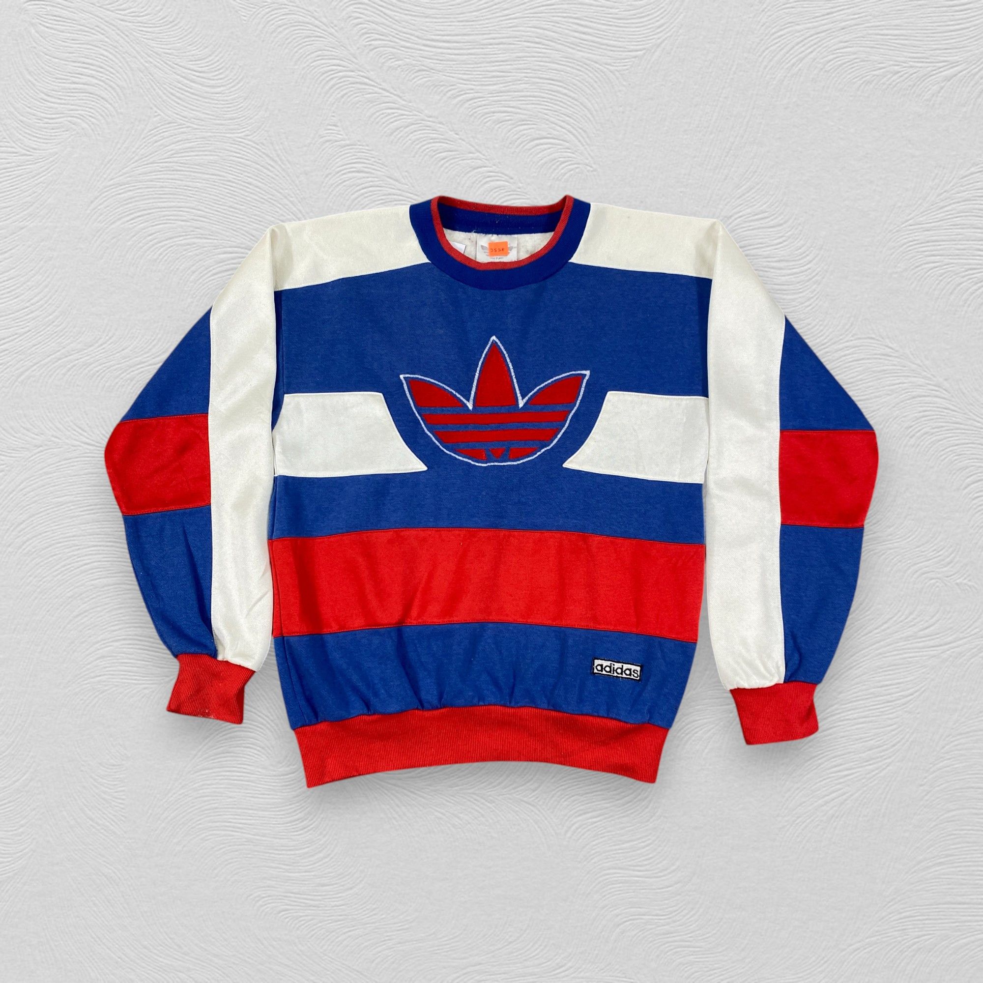 Japanese Brand Vintage adidas Big Logo Sweatshirt Jacket- J528 Size US S / EU 44-46 / 1 - 1 Thumbnail
