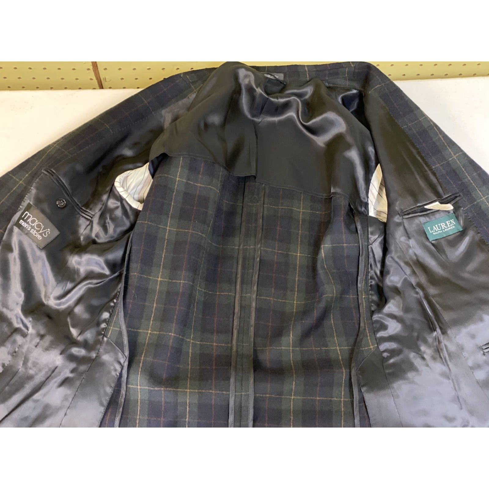 Polo Ralph Lauren VINTAGE Polo Ralph Lauren Blazer Jacket 40L Men Preppy Plaid Black Watch Tartan Wool Wool Blazer Notch Lapel Macy’s Size US L / EU 52-54 / 3 - 6 Thumbnail