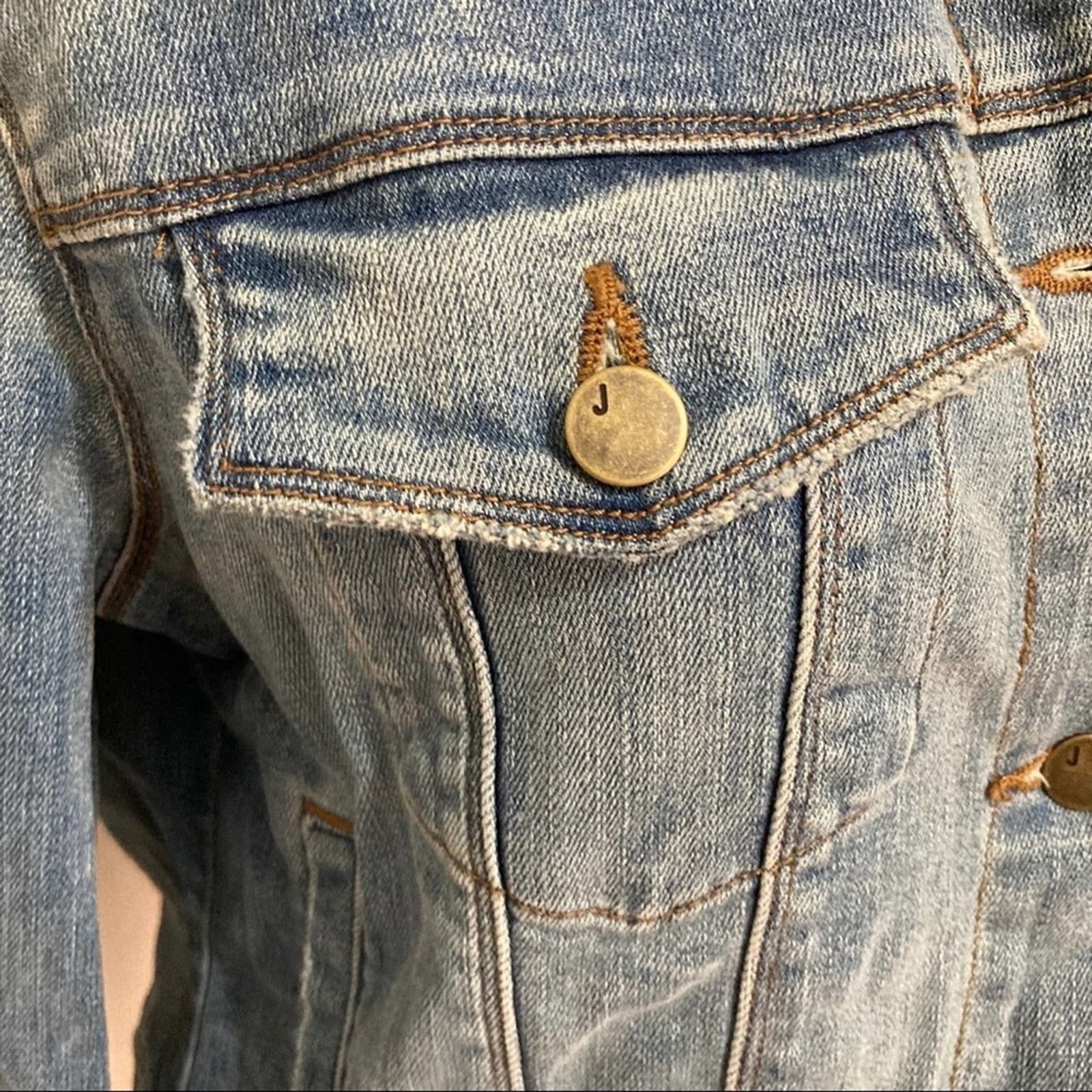 J Brand rare Harlow Cropped Denim Trucker Jacket size M Surface Blue Size M / US 6-8 / IT 42-44 - 5 Thumbnail