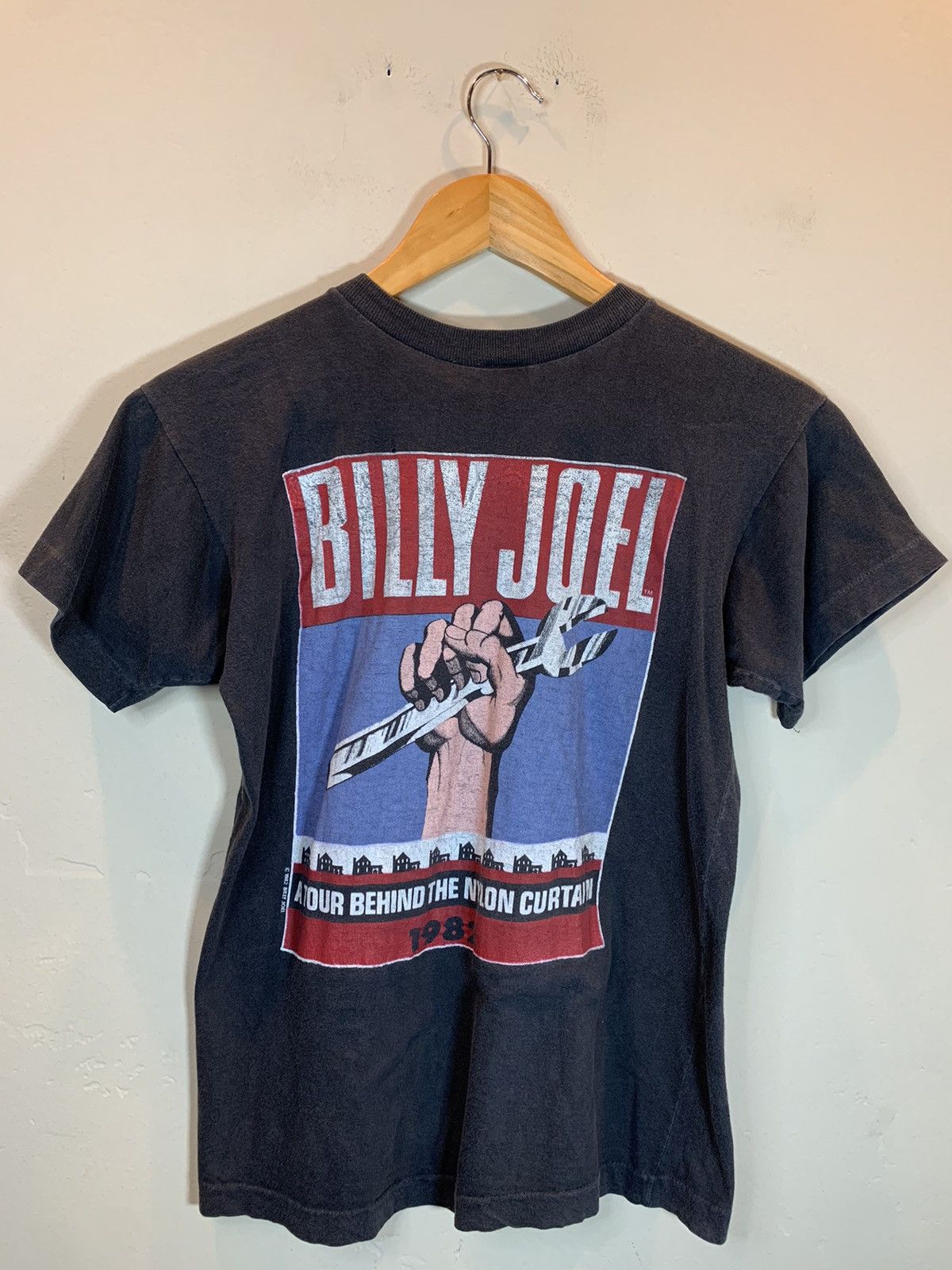 Band Tees × Vintage RARE Vintage 1982 Billy Joel Behind Nylon Curtain Tour Shirt Size US M / EU 48-50 / 2 - 2 Thumbnail