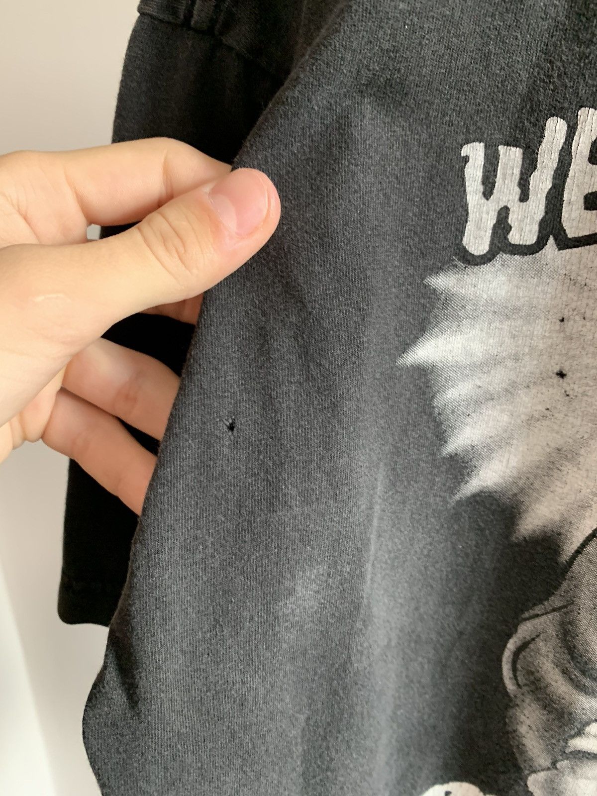 Band Tees × Vintage Vintage 90s Weedin Me Garden Marijuana smoke blunt tee Size US L / EU 52-54 / 3 - 8 Thumbnail