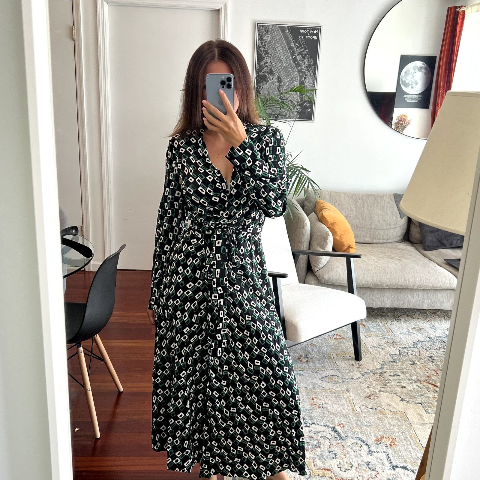 Diane von Furstenberg Diane von Furstenberg Tori Geometric-Print Midi Wrap Dress Size S / US 4 / IT 40 - 1 Thumbnail