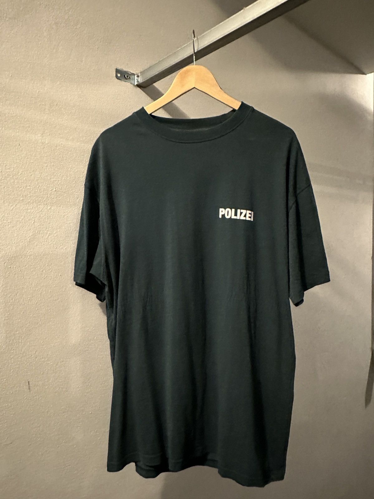 Vetements Polizei T-Shirt Size US M / EU 48-50 / 2 - 1 Thumbnail