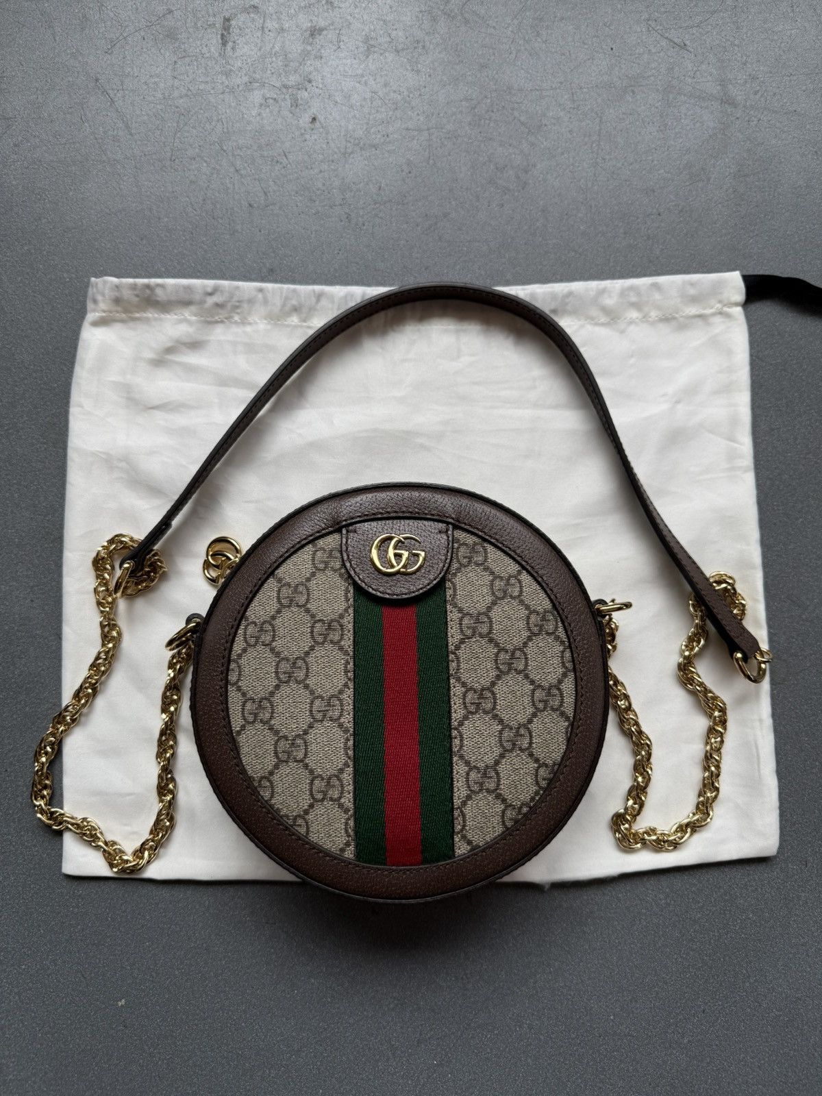 Gucci GG Supreme Ophidia Round Mini Shoulder Bag