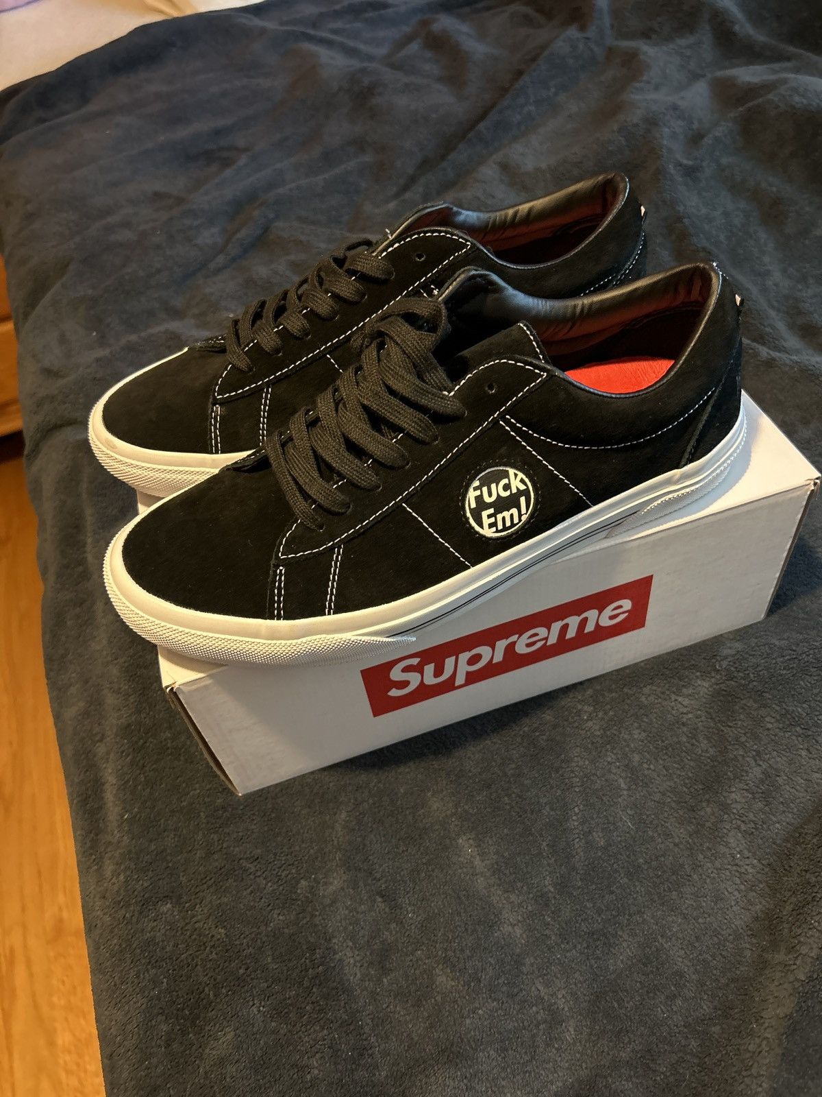 Supreme × Vans Supreme fuck em vans Size US 12 / EU 45 - 2 Thumbnail