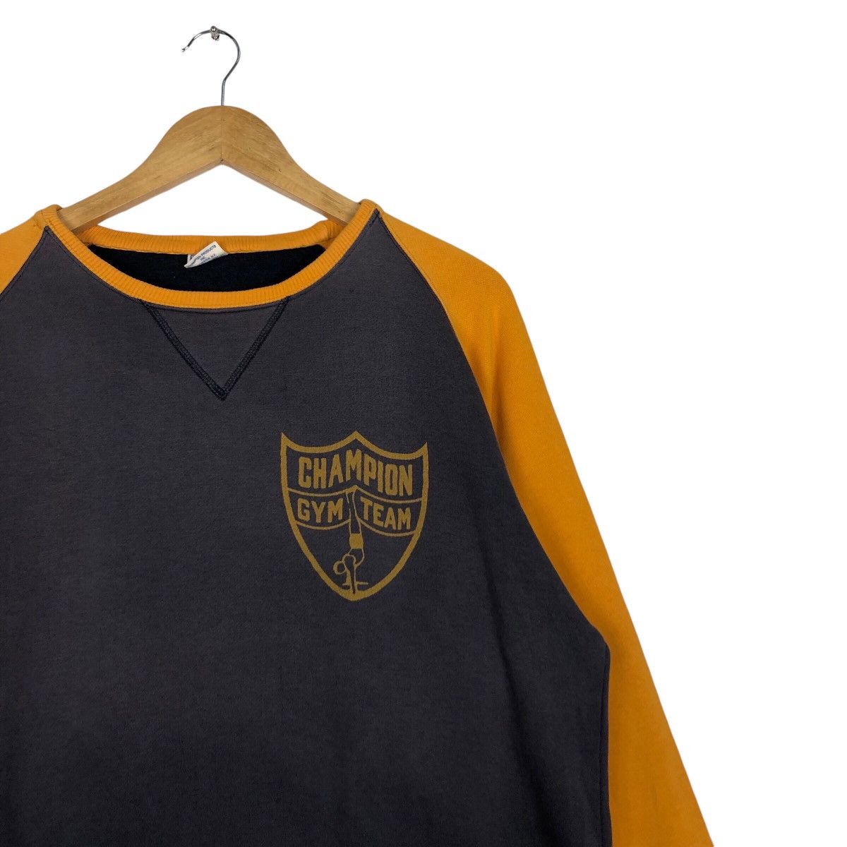 Champion × Japanese Brand × Vintage Vintage Champion Gym Team Rare 80s Streetwear Medium Size US M / EU 48-50 / 2 - 5 Thumbnail