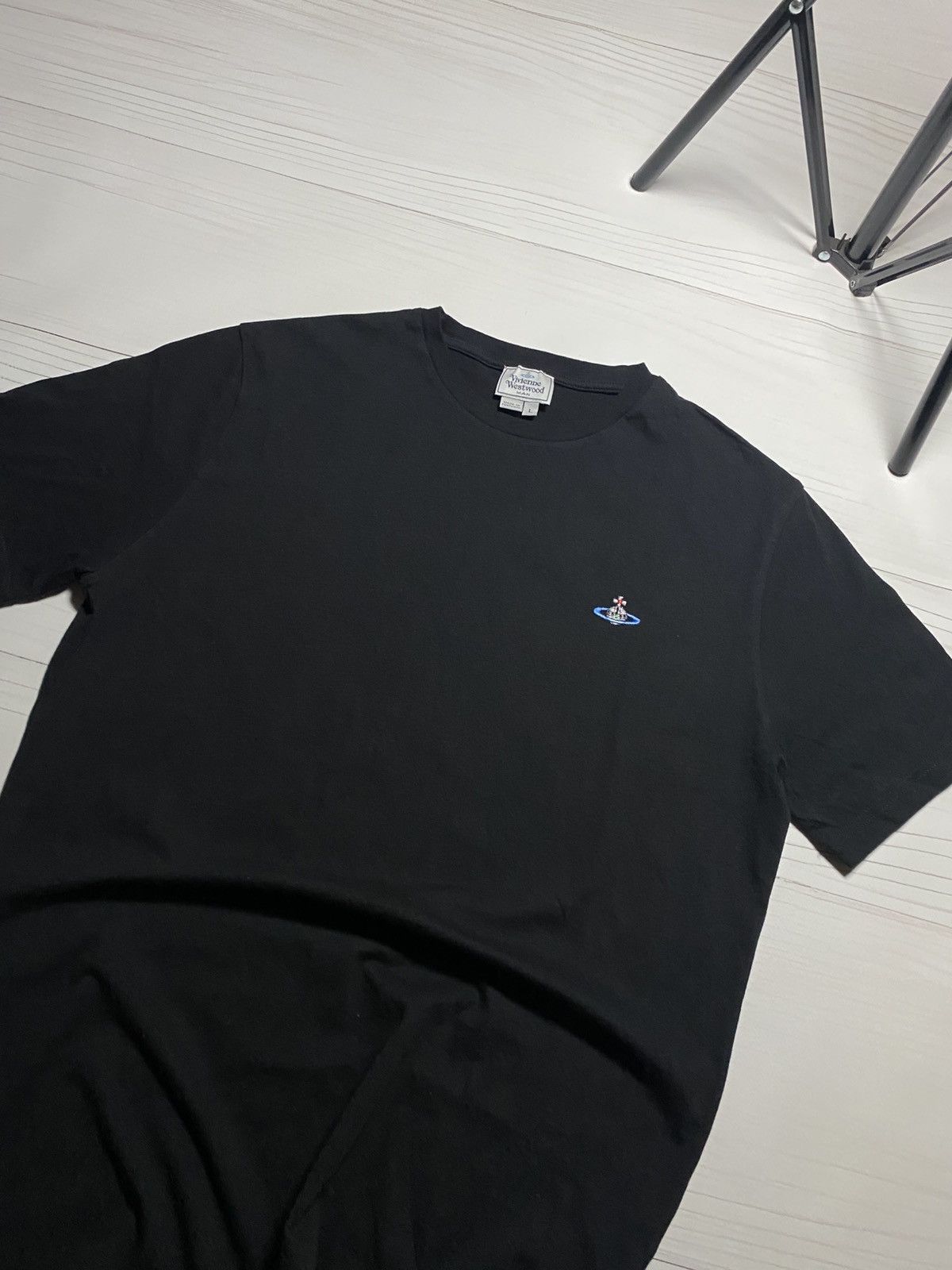 Vintage × Vivienne Westwood Vintage Vivienne Westwood Man y2k t shirt Embroidered Logo Size US L / EU 52-54 / 3 - 10 Thumbnail