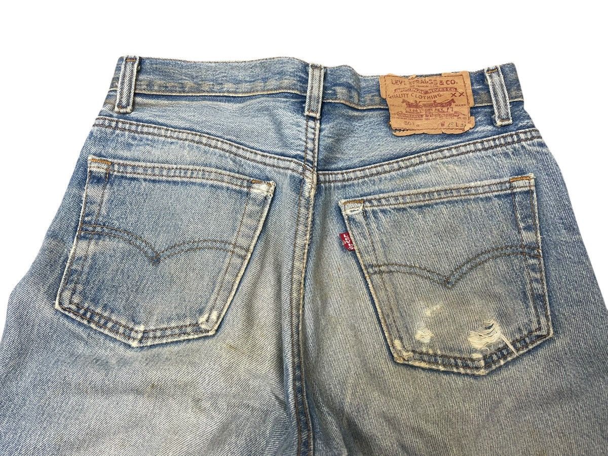 Levi's Vintage Levi’s 501 XX Distressed Jeans Straight Cut Size US 29 - 4 Thumbnail