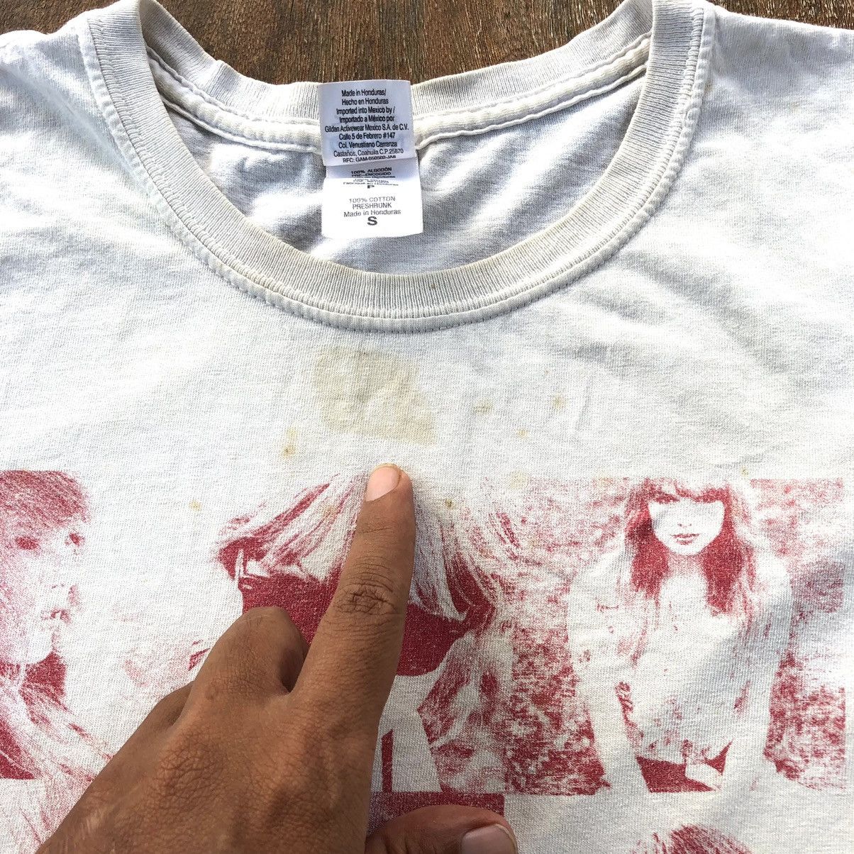 Band Tees Vintage Taylor Swift Tour T Shirt Size US S / EU 44-46 / 1 - 9 Thumbnail