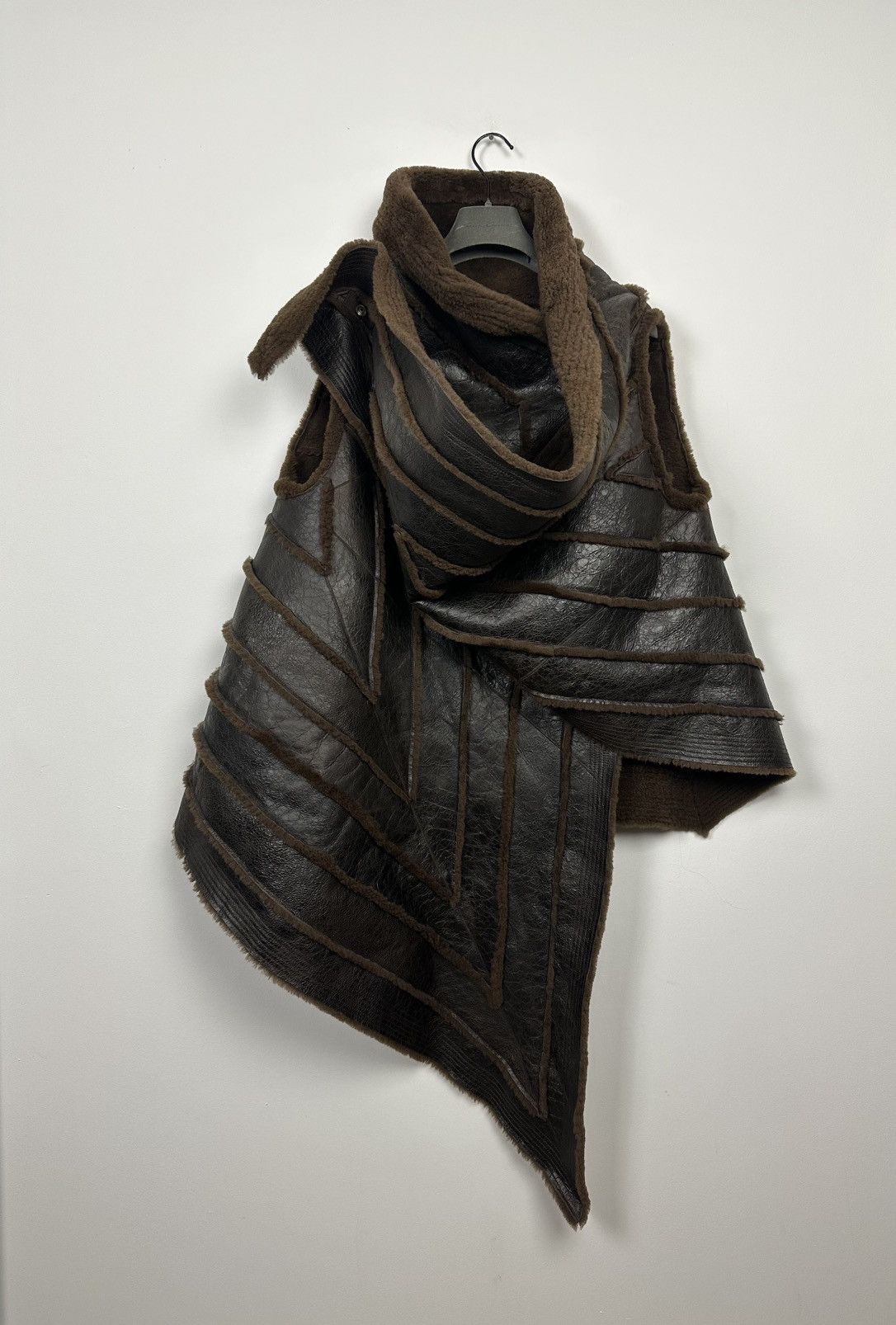 Rick Owens FW23 ‘LUXOR’ Reversible Shearling Gleam Vest Size US L / EU 52-54 / 3 - 1 Thumbnail