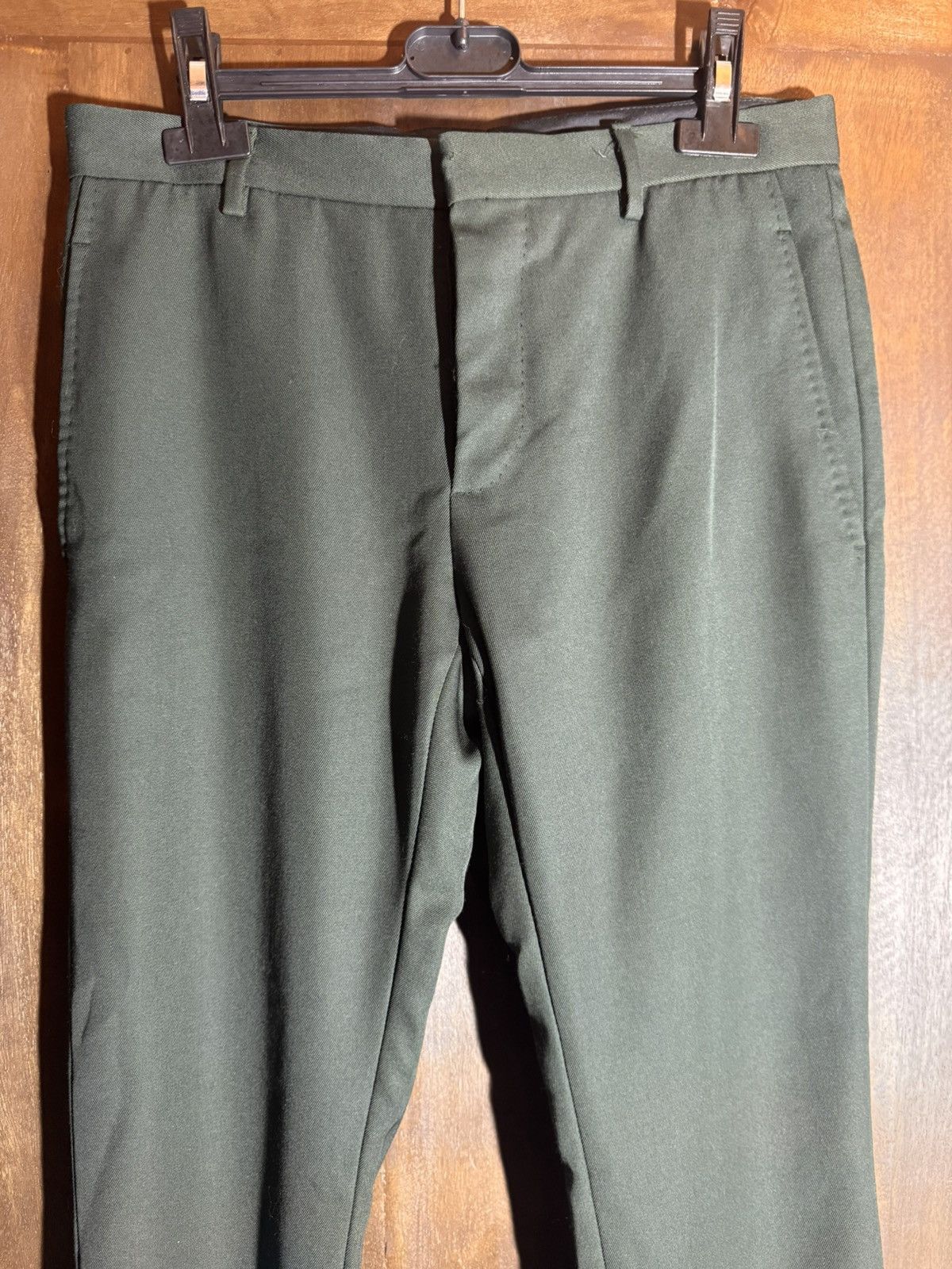 Valentino valentino dark green wool cropped slim pants xs 44 men Size US 28 / EU 44 - 6 Thumbnail