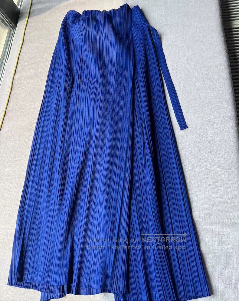 Issey Miyake Issey Miyake Blue Pleated Casual Trousers Size 25" / US 0 / IT 36 - 3 Thumbnail