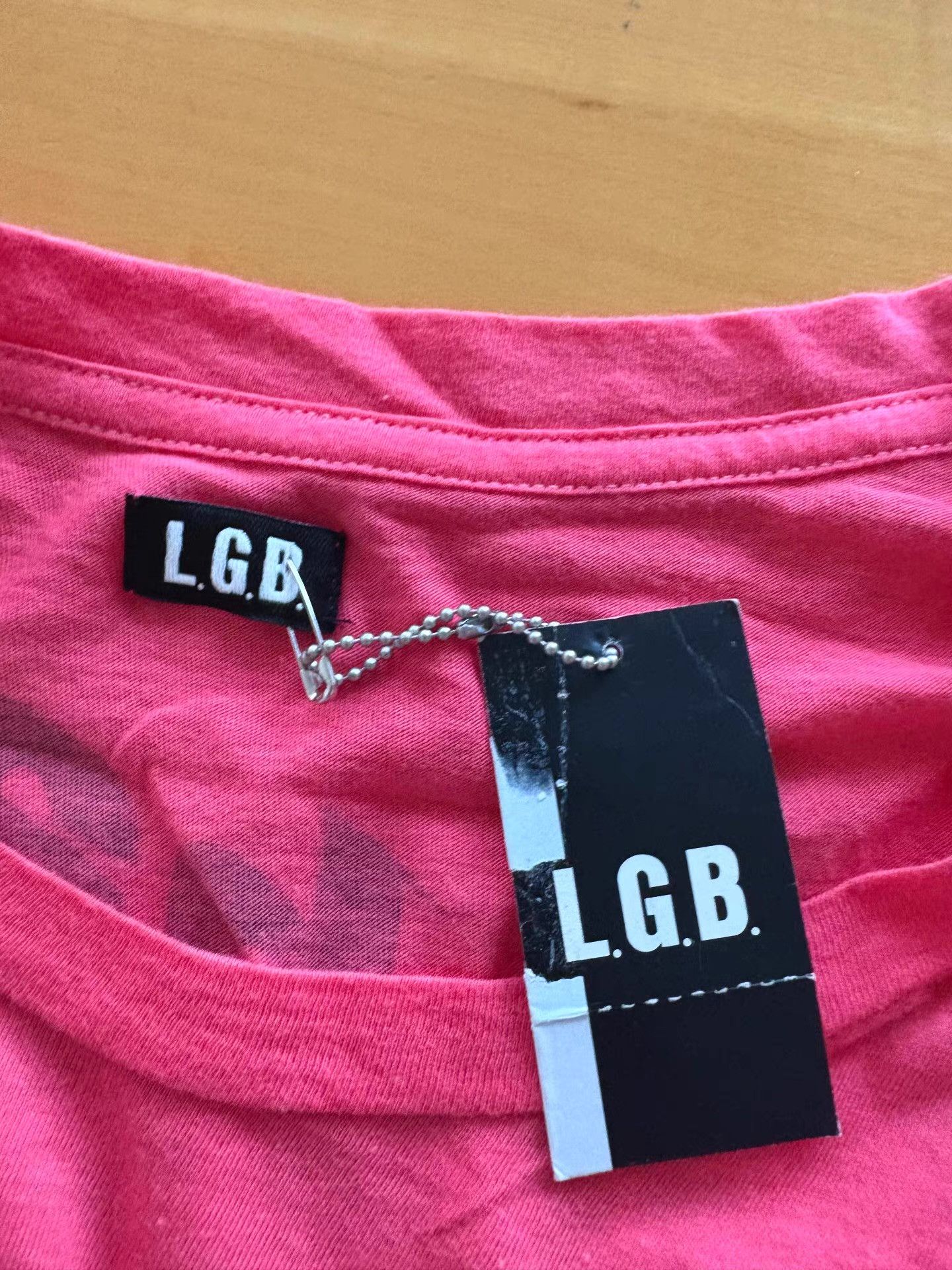 Le Grande Bleu (L.G.B.) LGB Women's Red Mask Decorative T-shirt Ｑ21 Size M / US 6-8 / IT 42-44 - 4 Thumbnail