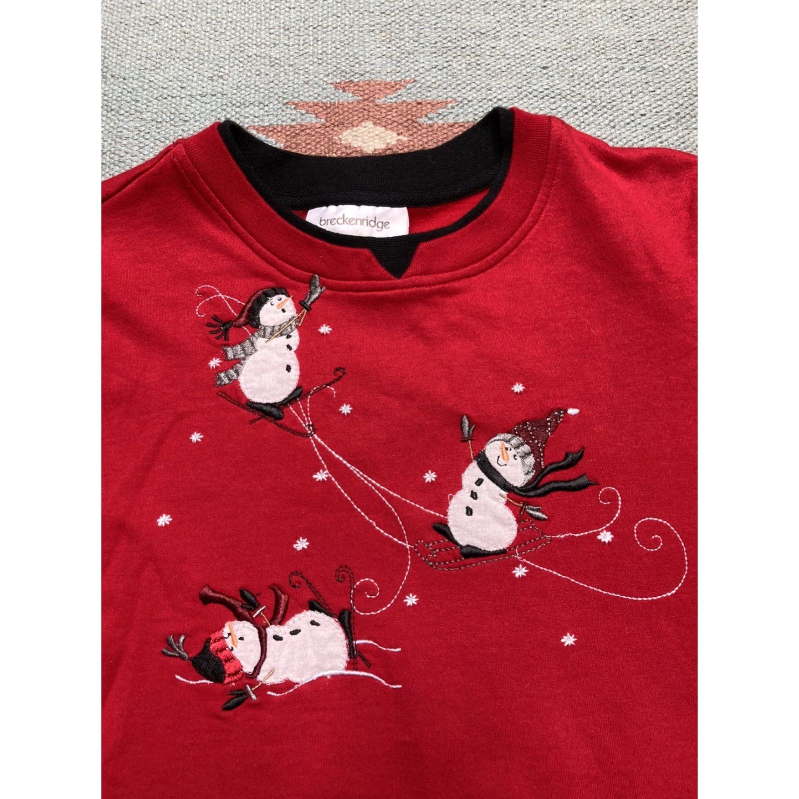 Vintage VINTAGE sweatshirt Men Crewneck Christmas Snowman Embroidered Red M 20” Pit to Pit 24” Length Size US M / EU 48-50 / 2 - 2 Thumbnail