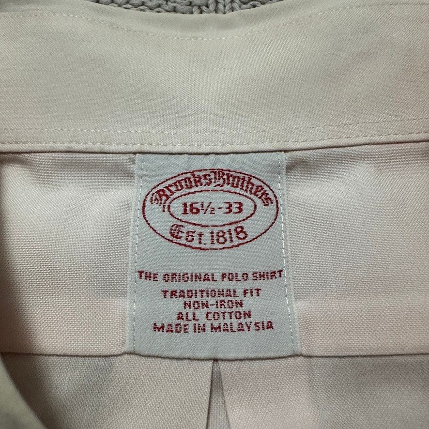 Brooks Brothers Brooks Brothers pale pink traditional fit button down Size US L / EU 52-54 / 3 - 4 Thumbnail