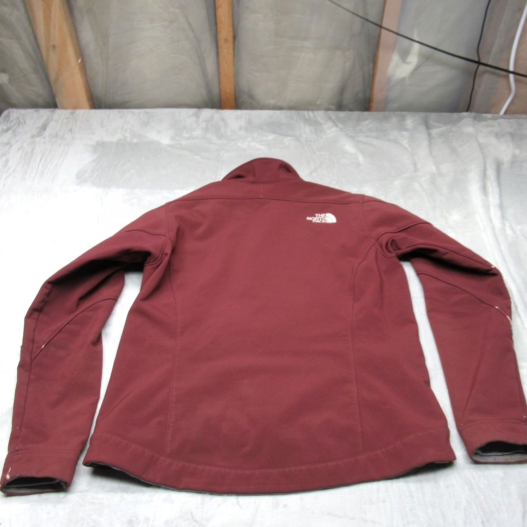 The North Face VINTAGE North Face Apex Bionic Jacket Women Medium Burgundy Softshell Zip Rain Wind Hike Size M / US 6-8 / IT 42-44 - 2 Thumbnail