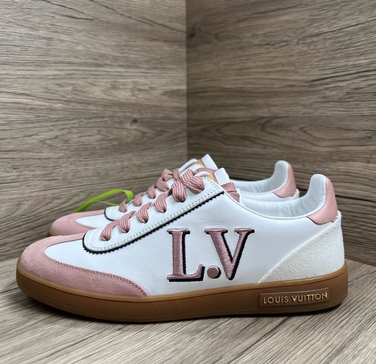 Louis Vuitton Louis Vuitton Frontrow White & Grey Trainer Sneakers J41 Size US 8 / IT 38 - 1 Thumbnail