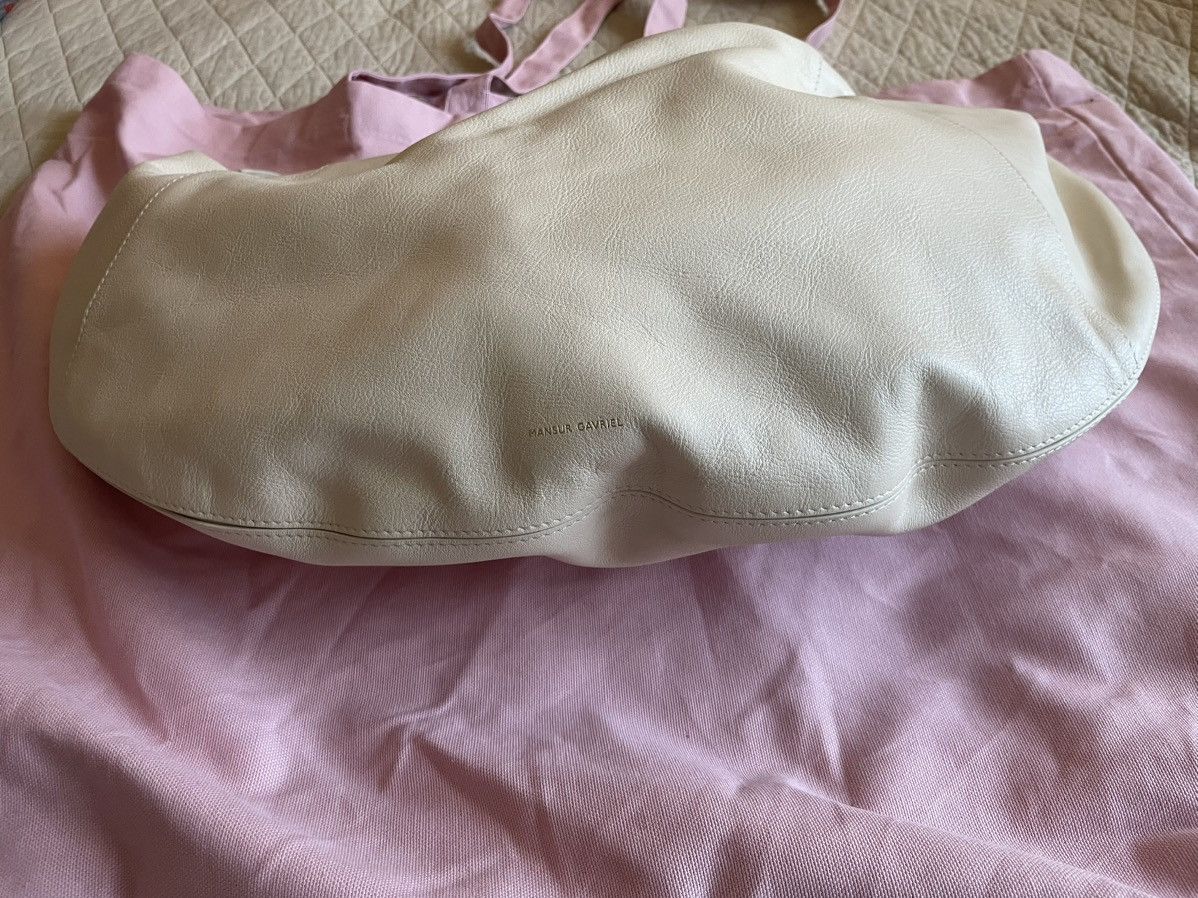 Mansur Gavriel Fortuna Hobo Shoulder Bag in Jasmine Size ONE SIZE - 12 Thumbnail