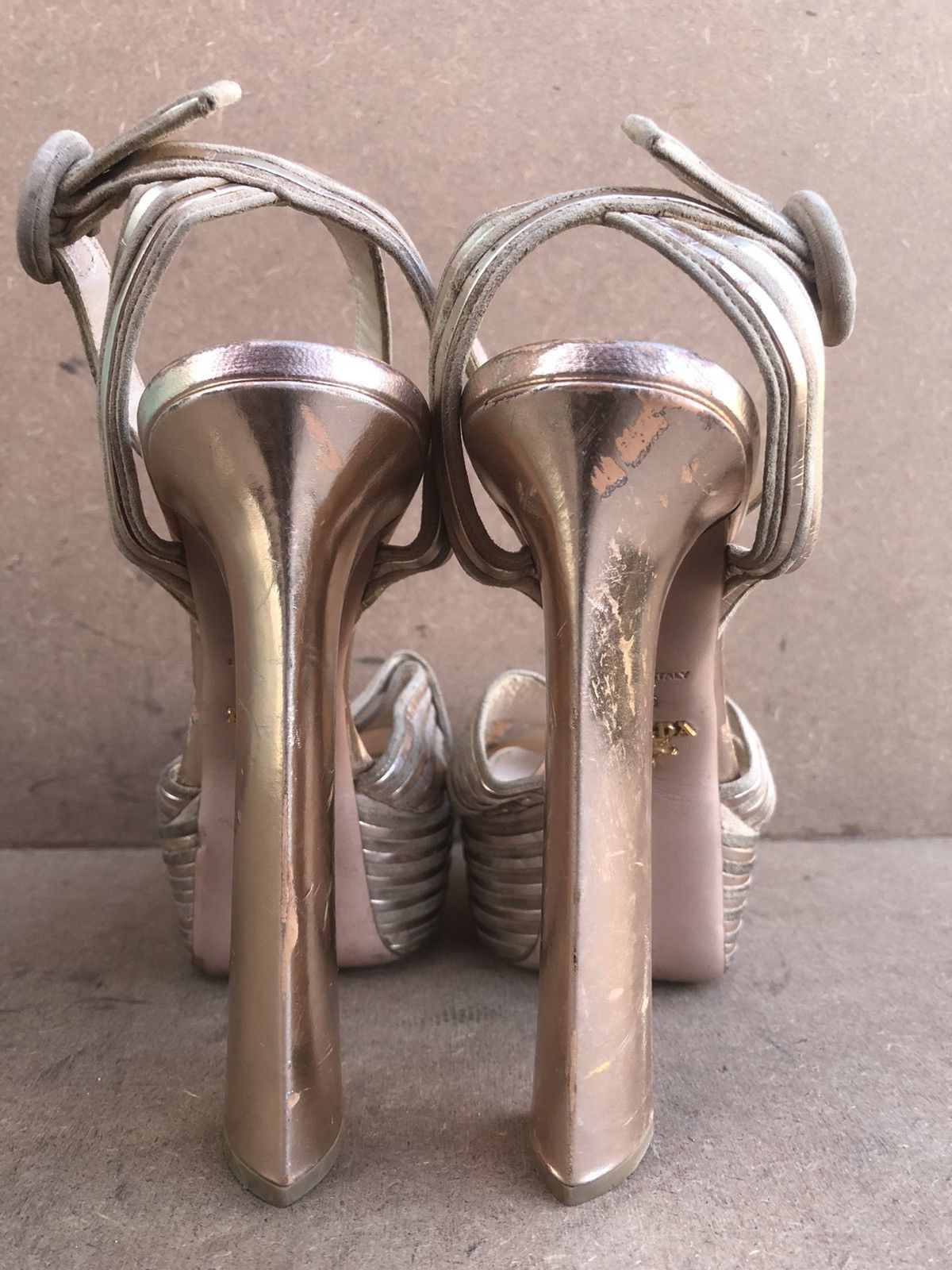 Prada Prada Pink Leather heels Size 39 Size US 9 / IT 39 - 11 Thumbnail