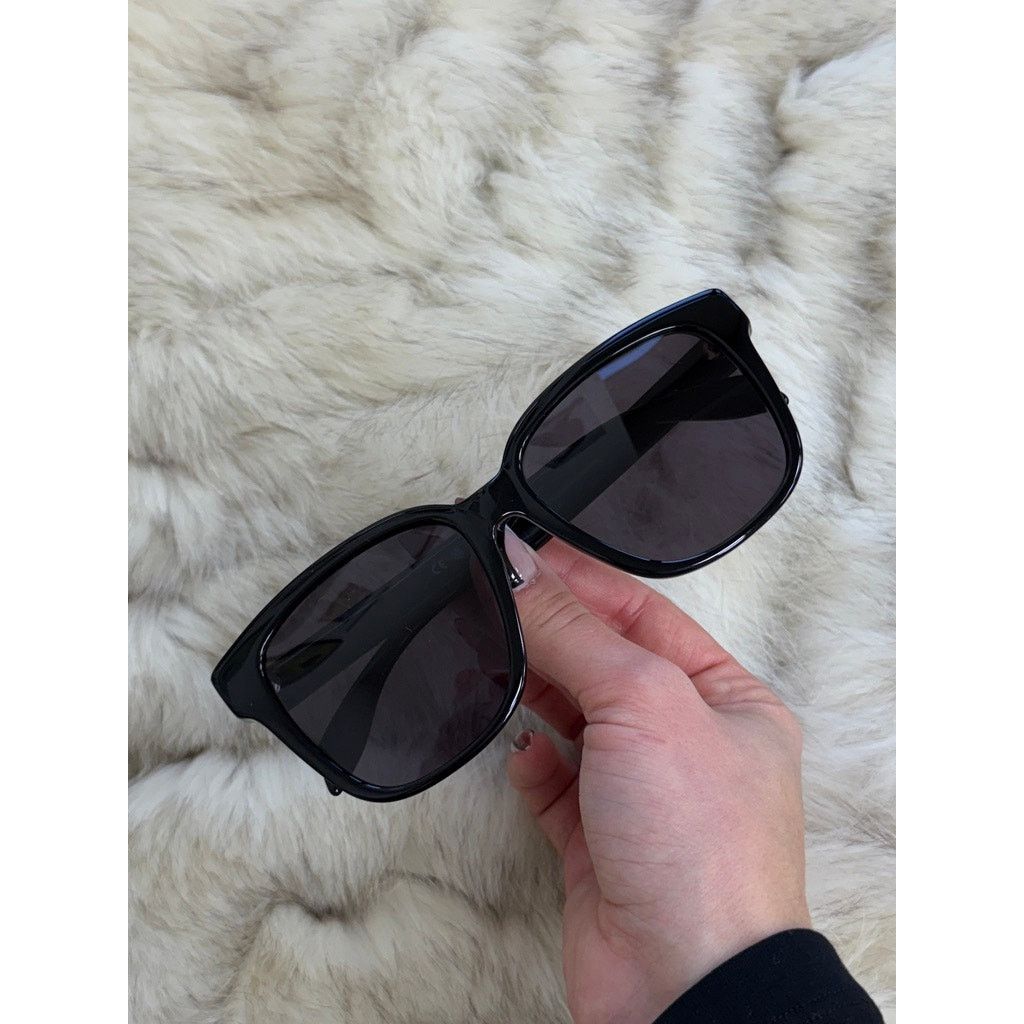 Alexander McQueen NEW Alexander McQueen AM0331SK Black Red Square Sunglasses Size ONE SIZE - 3 Thumbnail