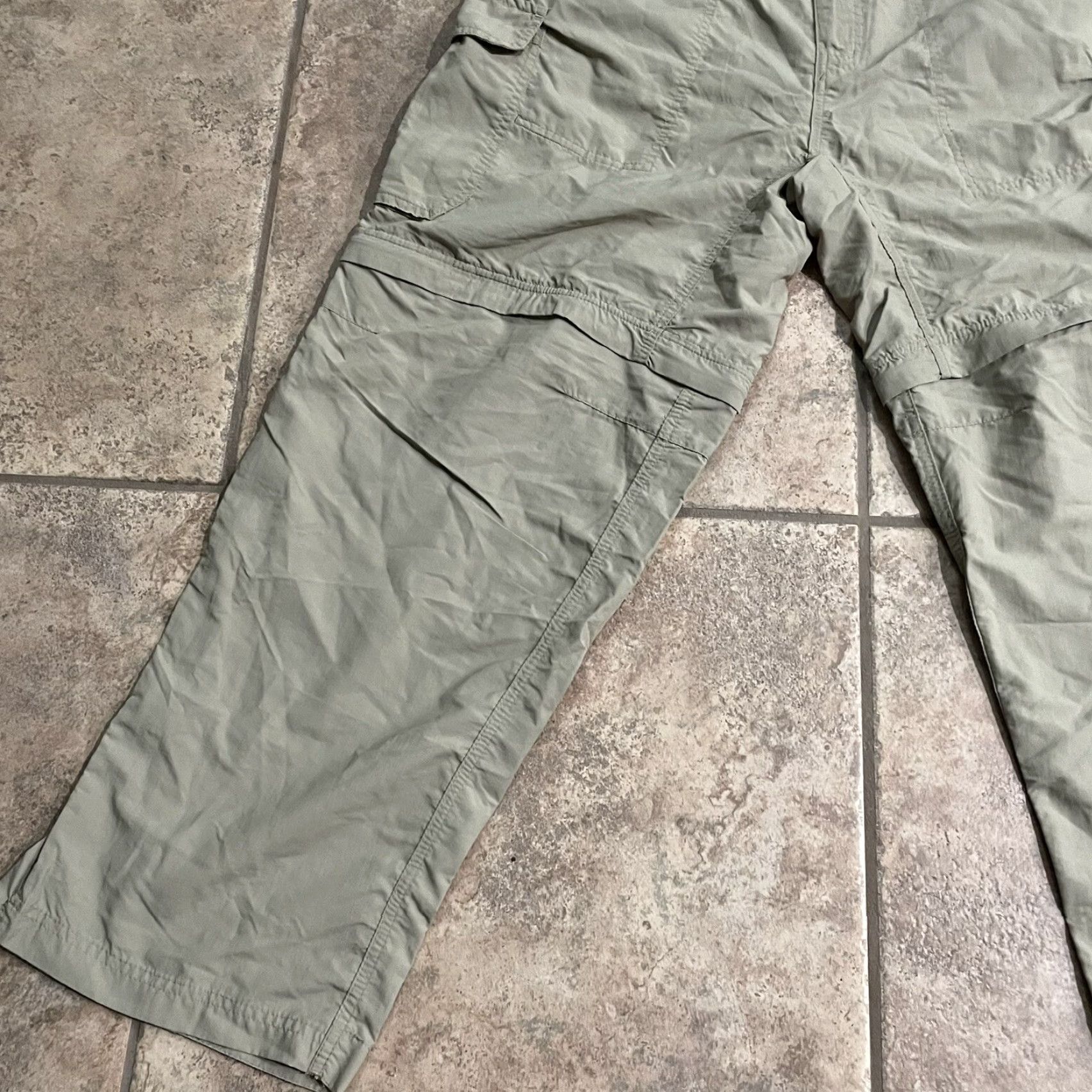 Vintage REI Cargo Pants Mens 30x30 Beige Nylon UPF 50+ Detachable Cargo Pockets Shirt Size US 30 / EU 46 - 3 Thumbnail