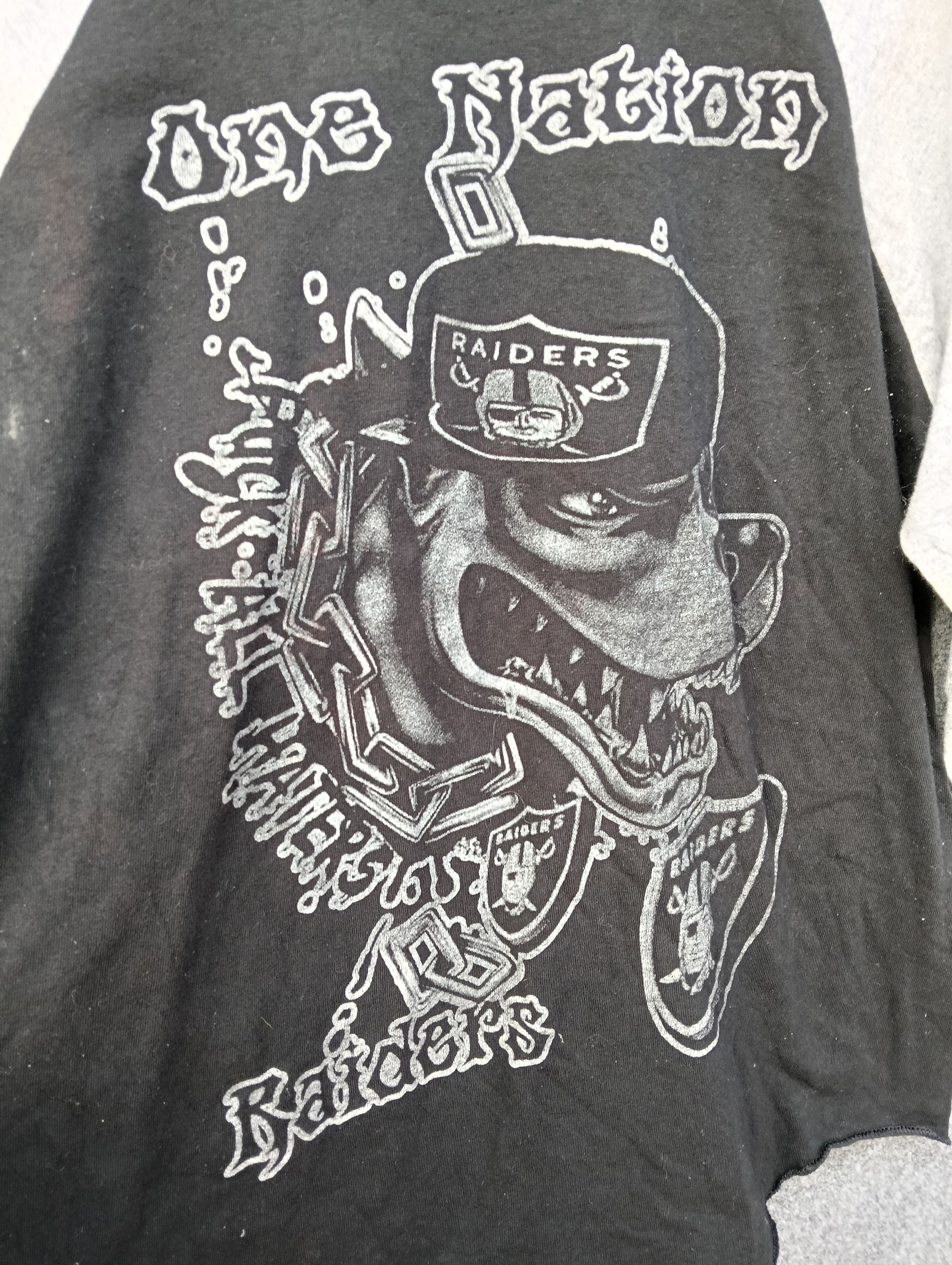 Affliction Y2K Las Vegas Raiders One nation Raglan Baseball Tee. Size US M / EU 48-50 / 2 - 4 Thumbnail
