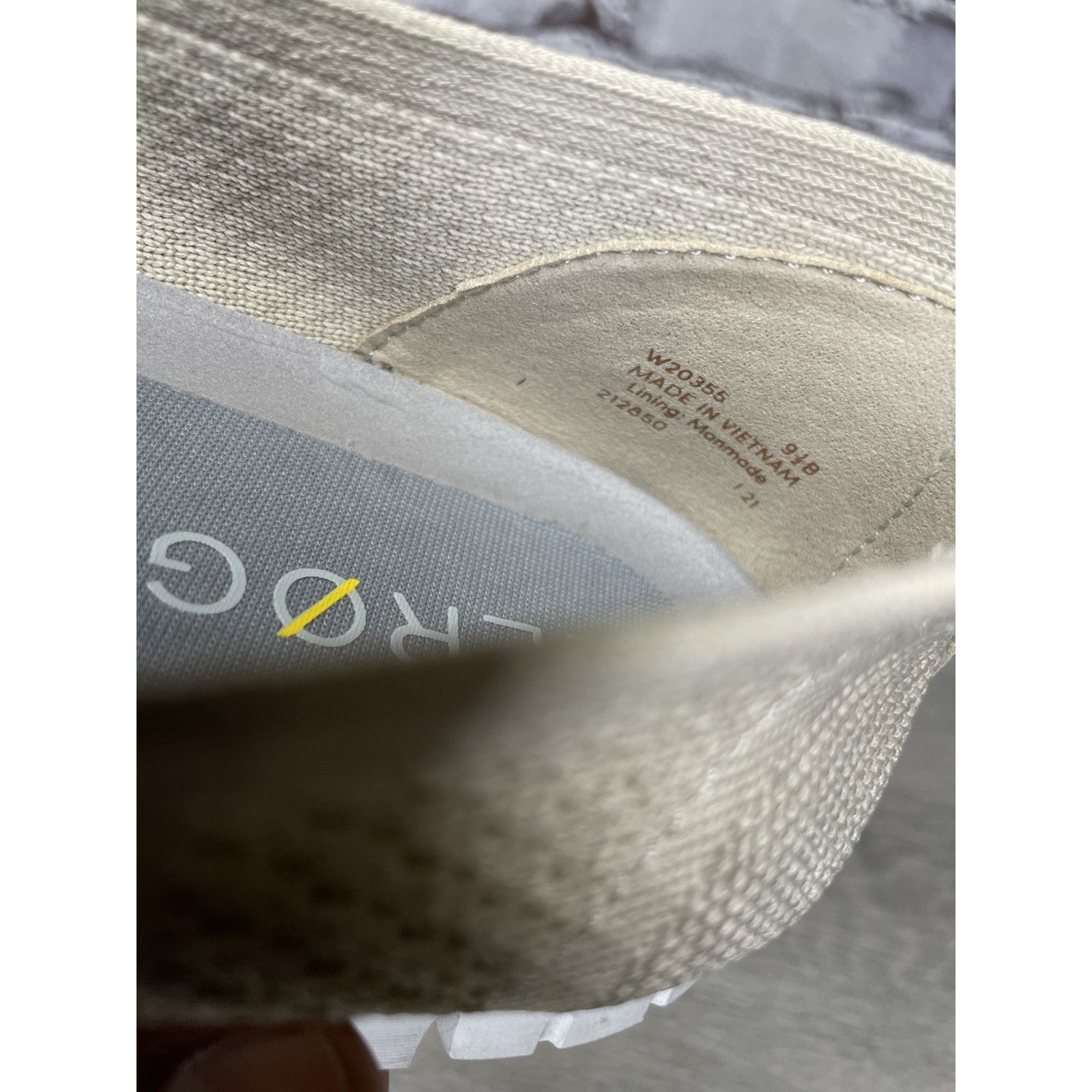 Cole Haan Cole Haan Zerogrand Stitchlite Beige Knit Slip On Sneakers W Size US 9.5 / IT 39.5 - 7 Thumbnail