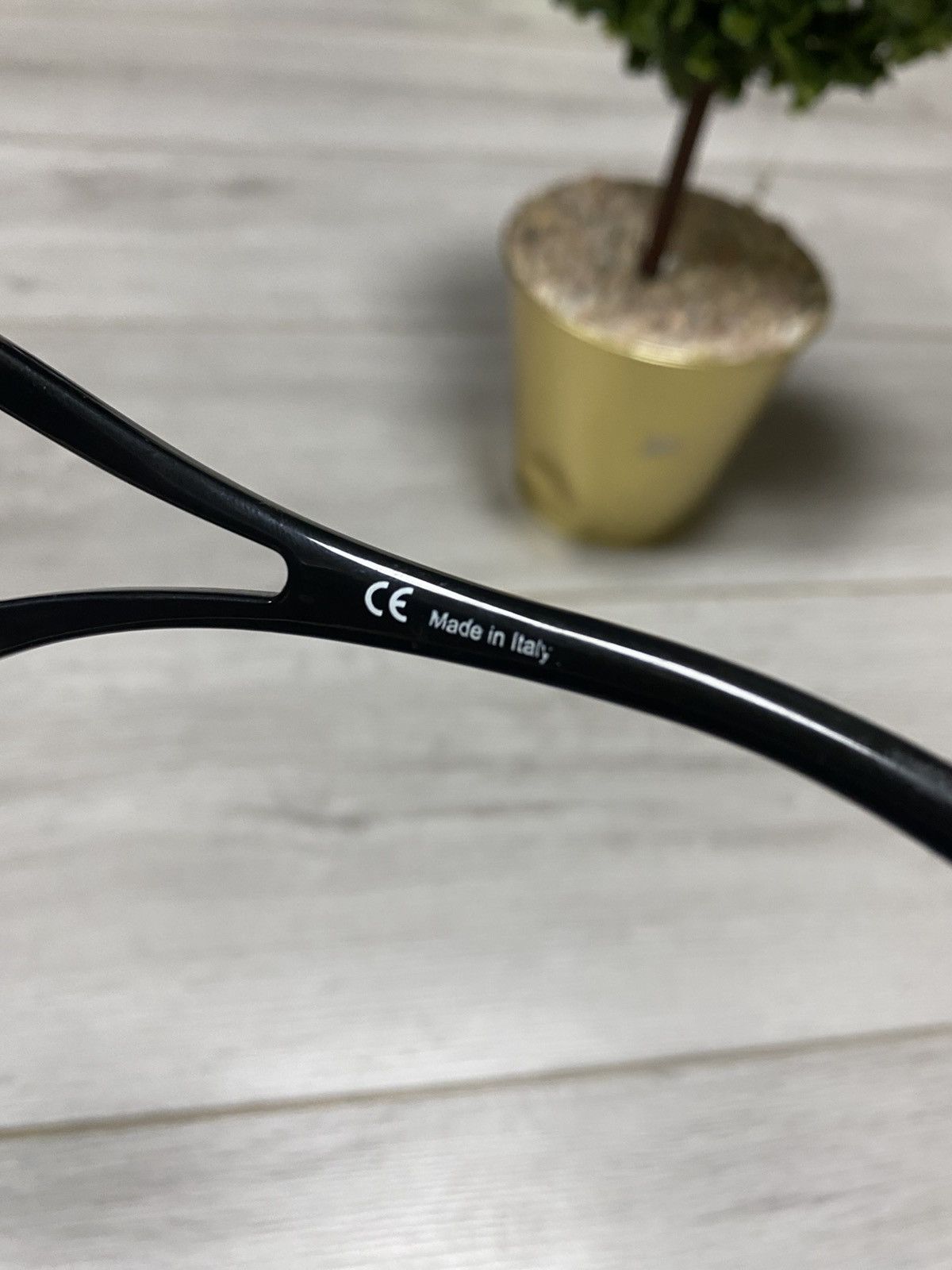 Givenchy Givenchy vintage Bolts vintage unusual advantage glasses Size ONE SIZE - 9 Thumbnail