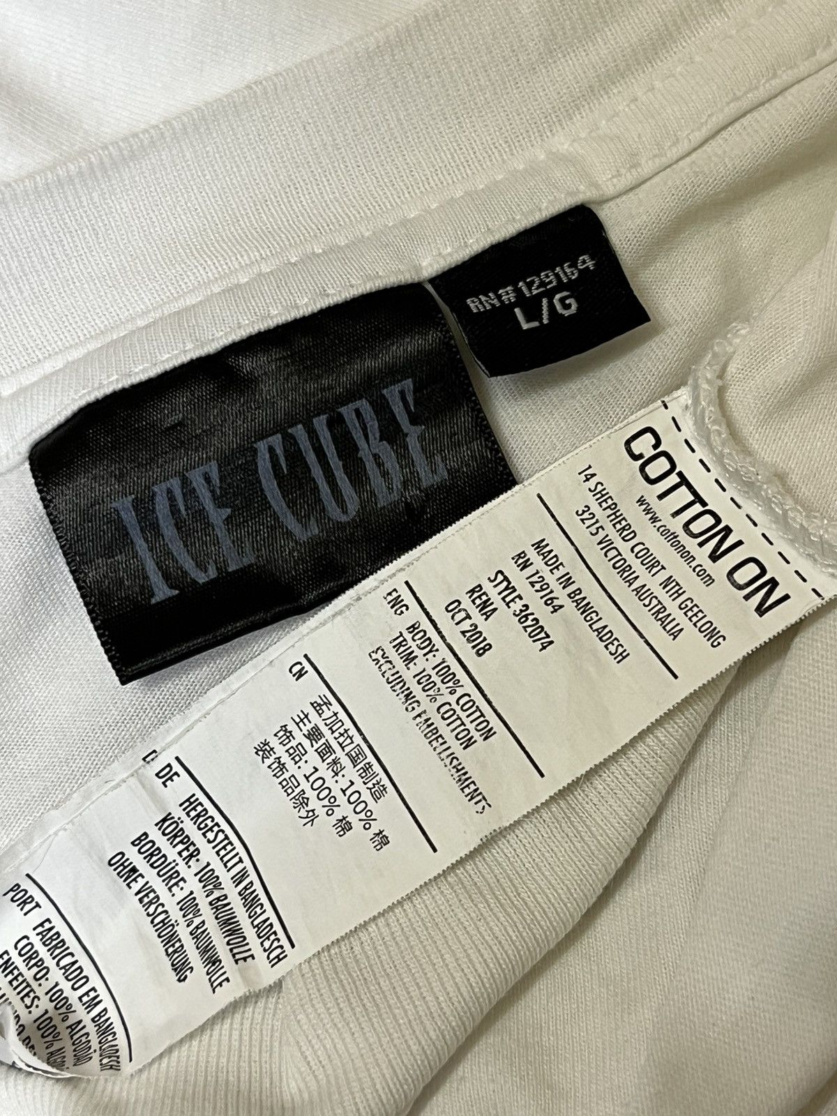 Band Tees HIP HOP🔥ICE CUBE DEATH CERTIFICATE 2019 RAP TEE SHIRT Size US L / EU 52-54 / 3 - 9 Thumbnail