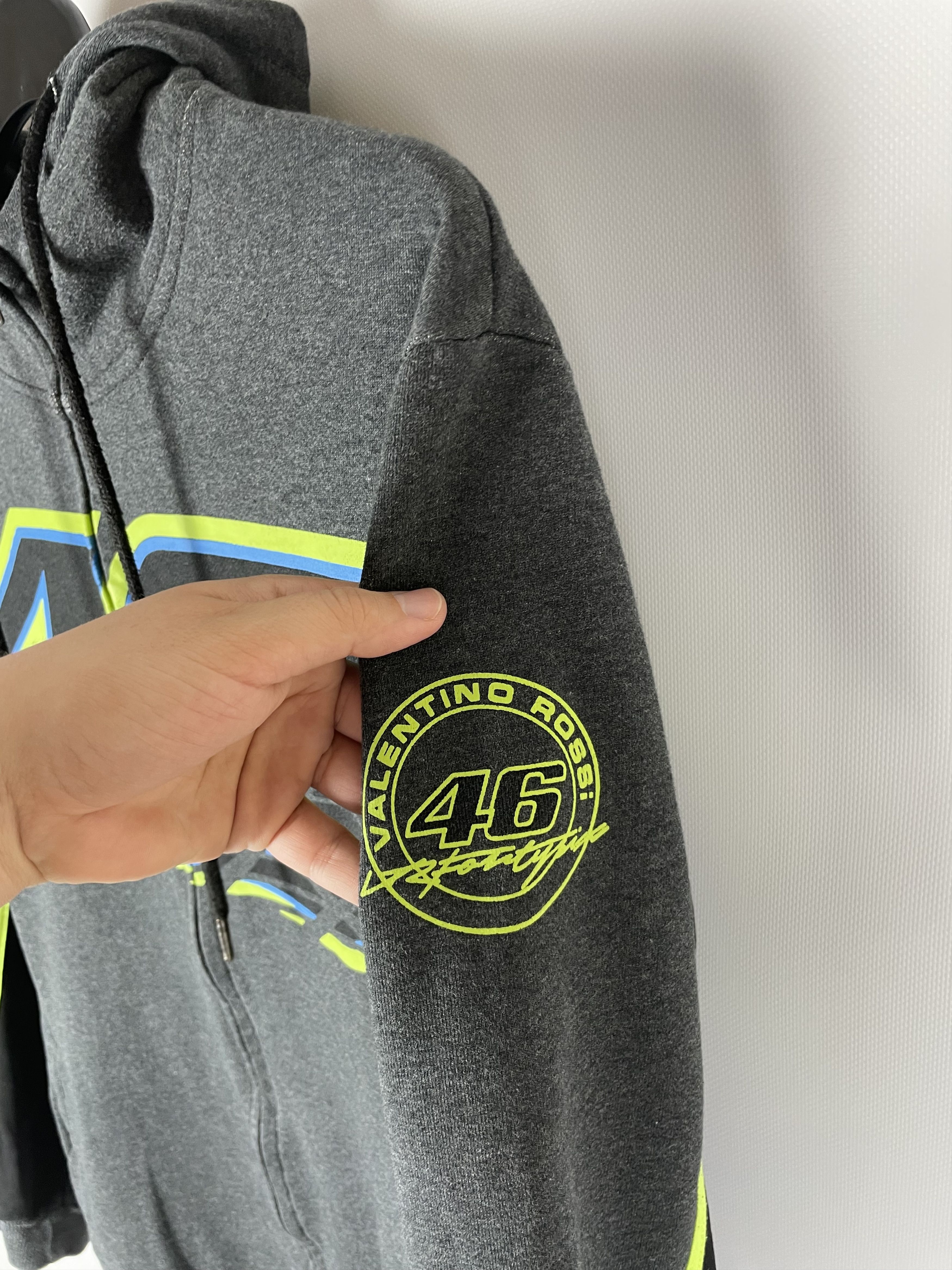 Vintage Vintage 46 Valentino Rossi Racing Hoodies Size US XXL / EU 58 / 5 - 4 Thumbnail
