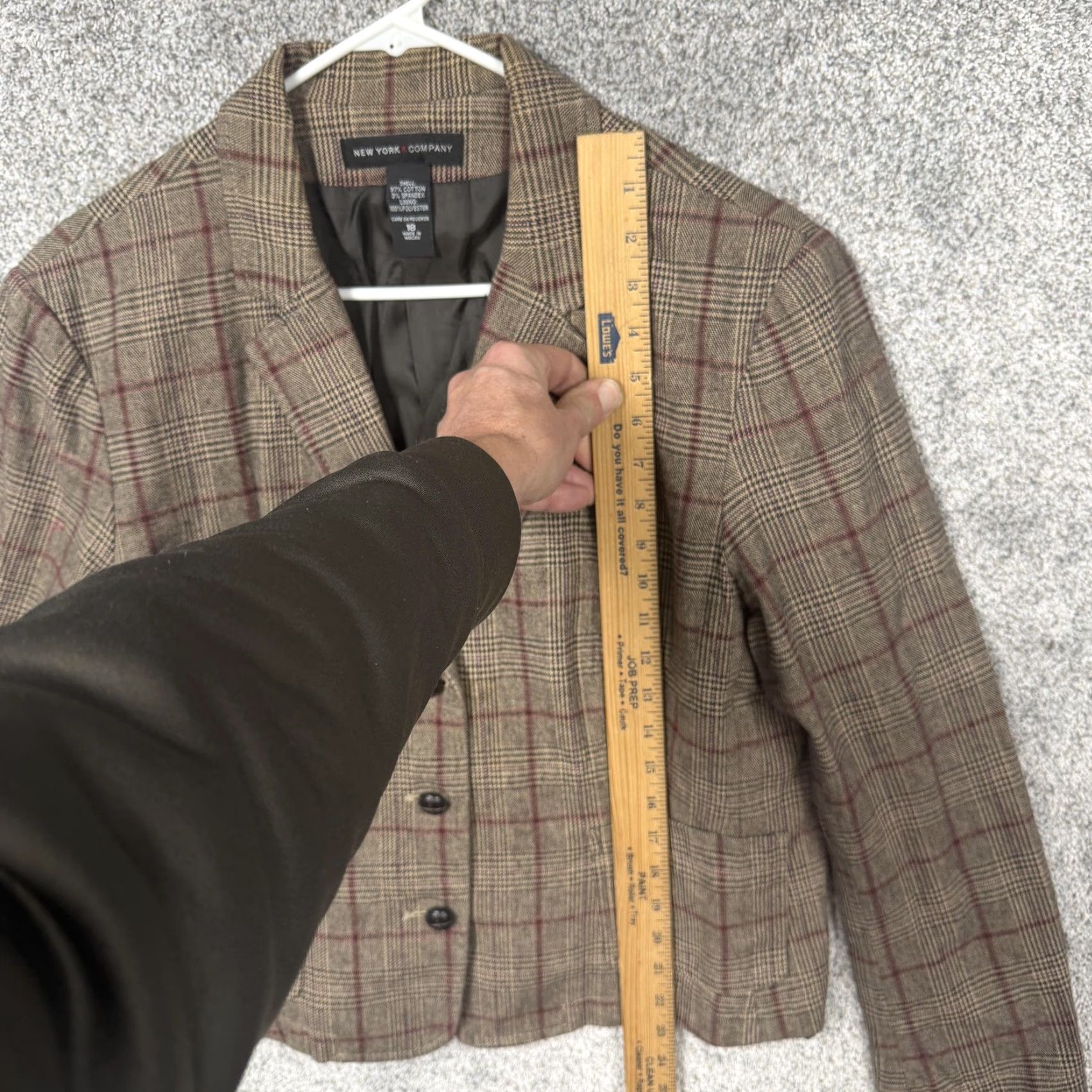 Vintage VINTAGE? No — New York & Company Blazer Women 18 Brown Plaid Three-Button Notch Lapel Short Suit Jacket Office Workwear Size XXL / US 16-18 / IT 52-54 - 2 Thumbnail