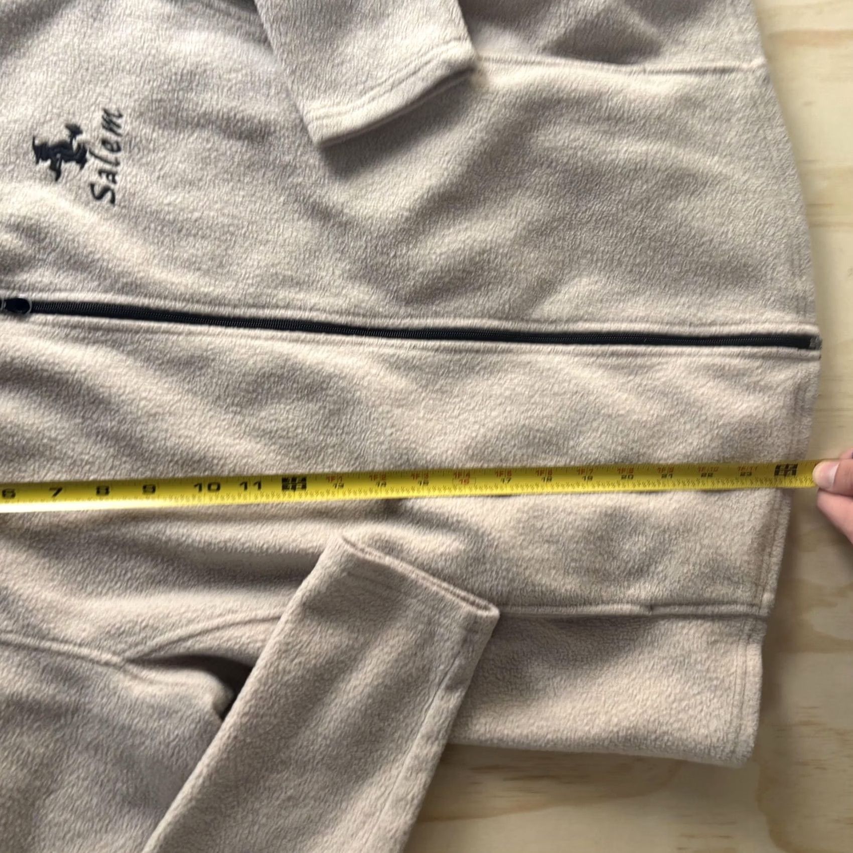 Vintage VINTAGE Women's XL Beige Full Zip Salem Witch Embroidered Halloween Theme Fleece Size XL / US 12-14 / IT 48-50 - 3 Thumbnail