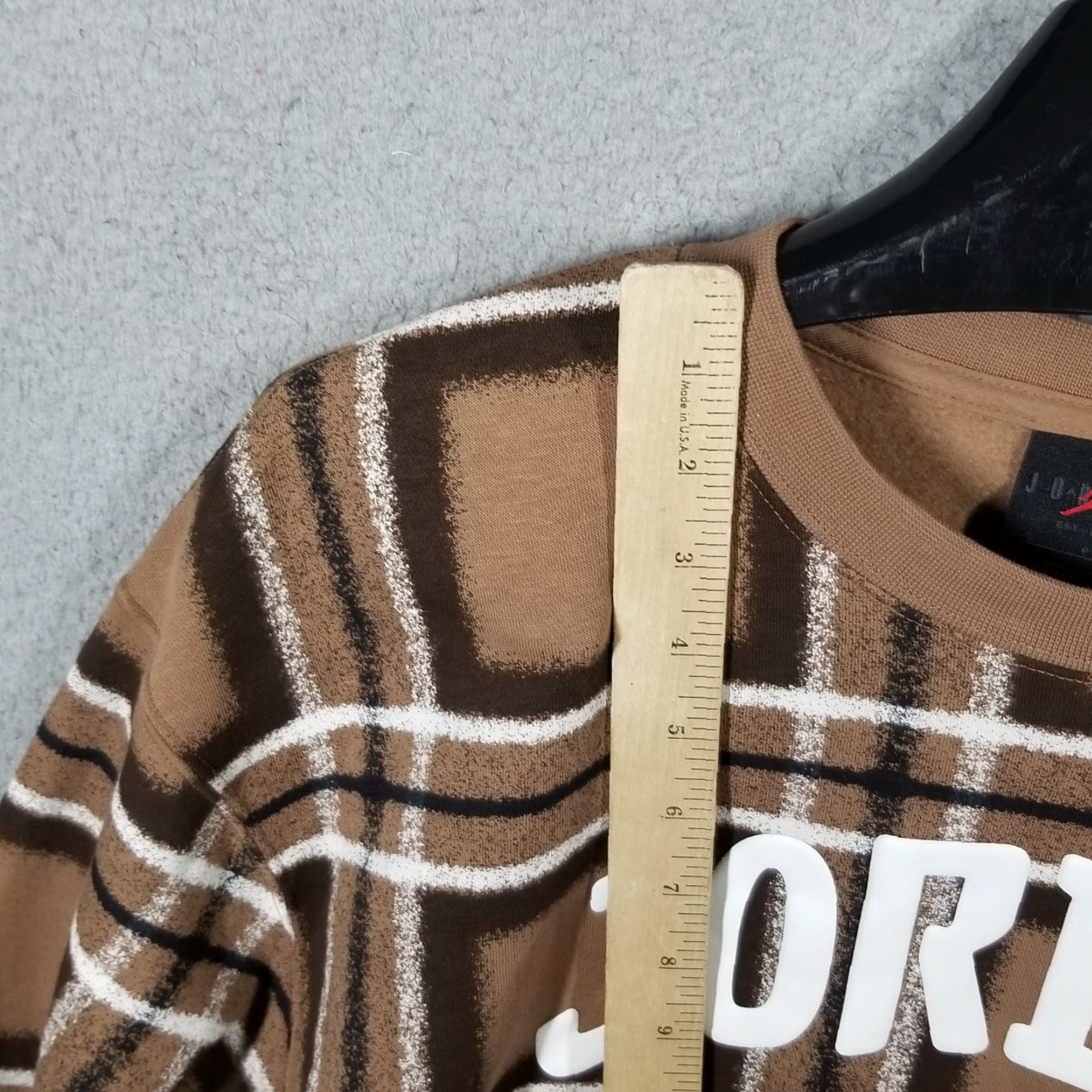 Jordan Brand VINTAGE Jordan Crewneck Sweatshirt Women's S Pullover Fleece Brown Plaid 90s Basketball Size S / US 4 / IT 40 - 4 Thumbnail