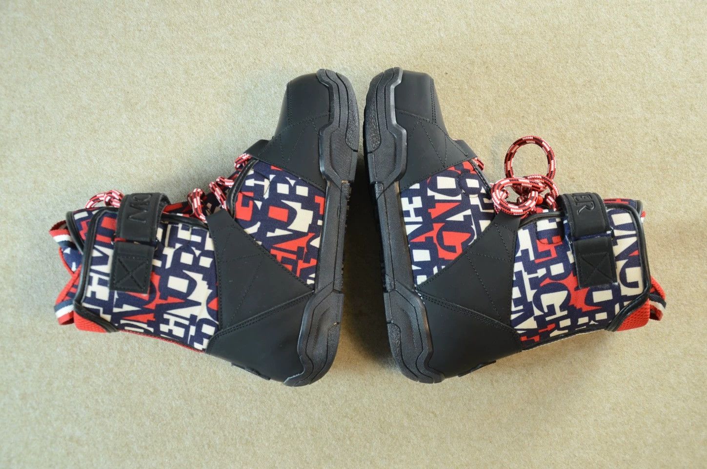 Moncler Moncler 40 Ski Boots Thick Double Layer Warm Logo Size US 7 / EU 40 - 8 Thumbnail