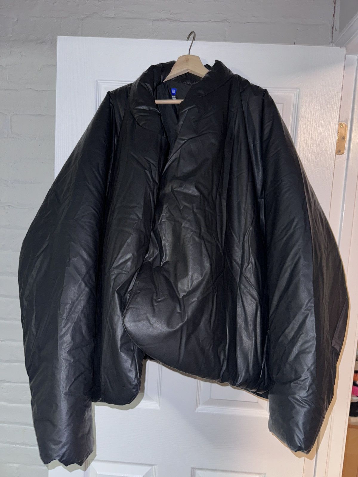 Balenciaga × Gap × Kanye West Yeezy Gap Engineered By Balenciaga 