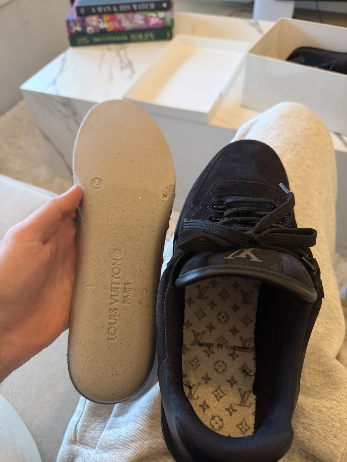 Louis Vuitton Louis Vuitton trainer sneakers Suede Black exclusive piece Size US 9.5 / EU 42-43 - 12 Thumbnail