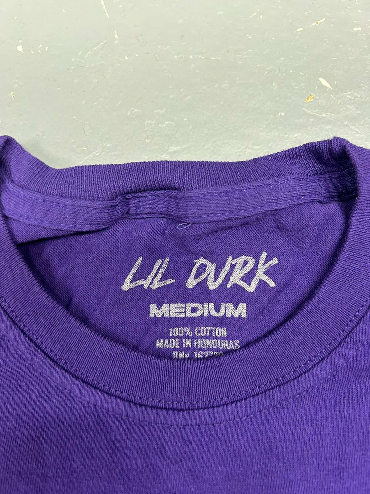 Rap Tees × Vintage Crazy Y2K Essential Purple Lil Durk Graphic Rap Tee Shirt Size US S / EU 44-46 / 1 - 3 Thumbnail