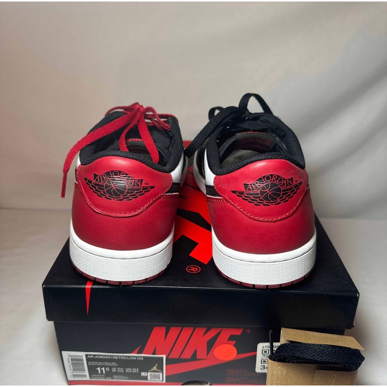 Jordan Brand × Nike Size 11.5 - Air Jordan 1 Retro Low OG Black Toe Men's Shoes Size US 11.5 / EU 44-45 - 5 Thumbnail