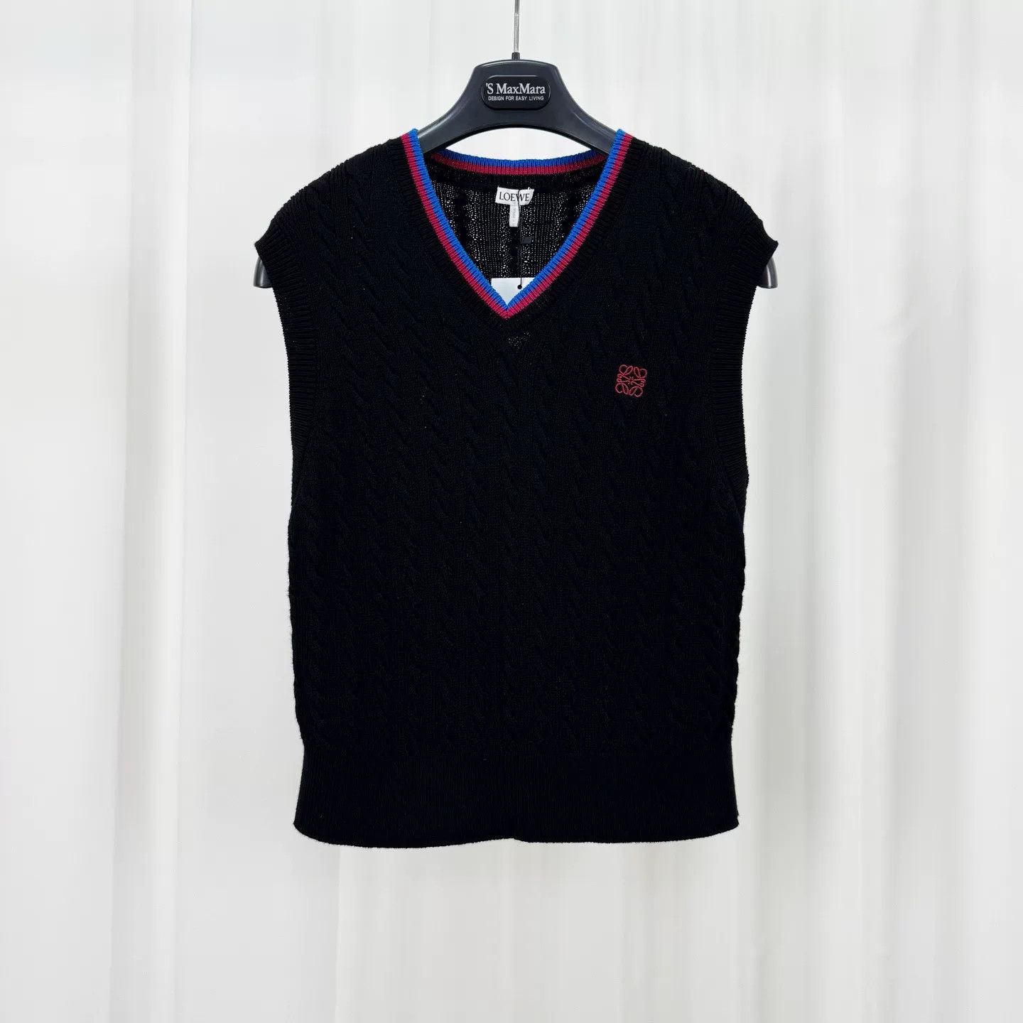 Loewe Loewe Black Embroidered Logo Knit Vest Size US L / EU 52-54 / 3 - 1 Thumbnail
