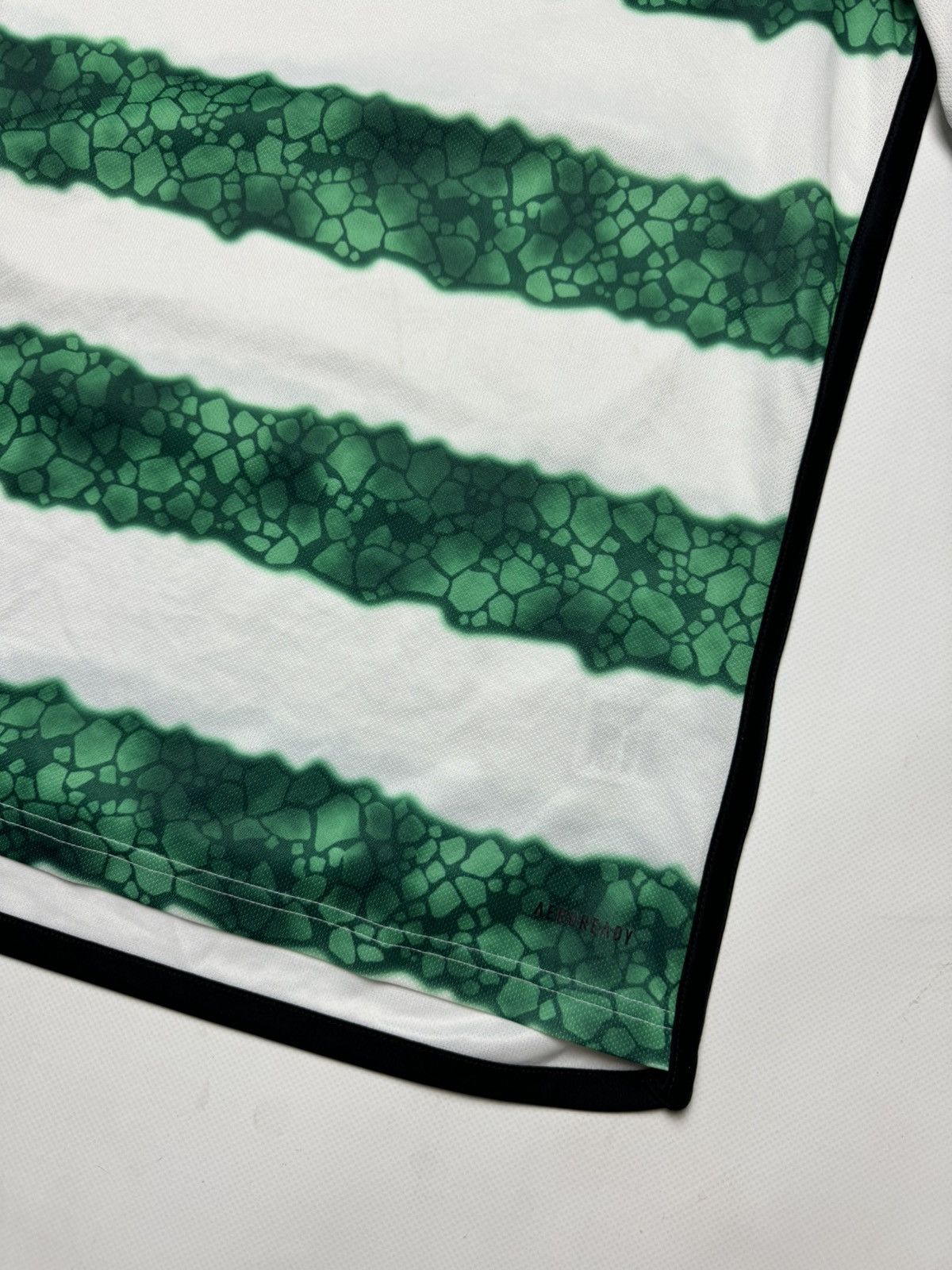 Adidas Rare Adidas Celtic 2023 soccer jersey y2k Size US S / EU 44-46 / 1 - 2 Thumbnail