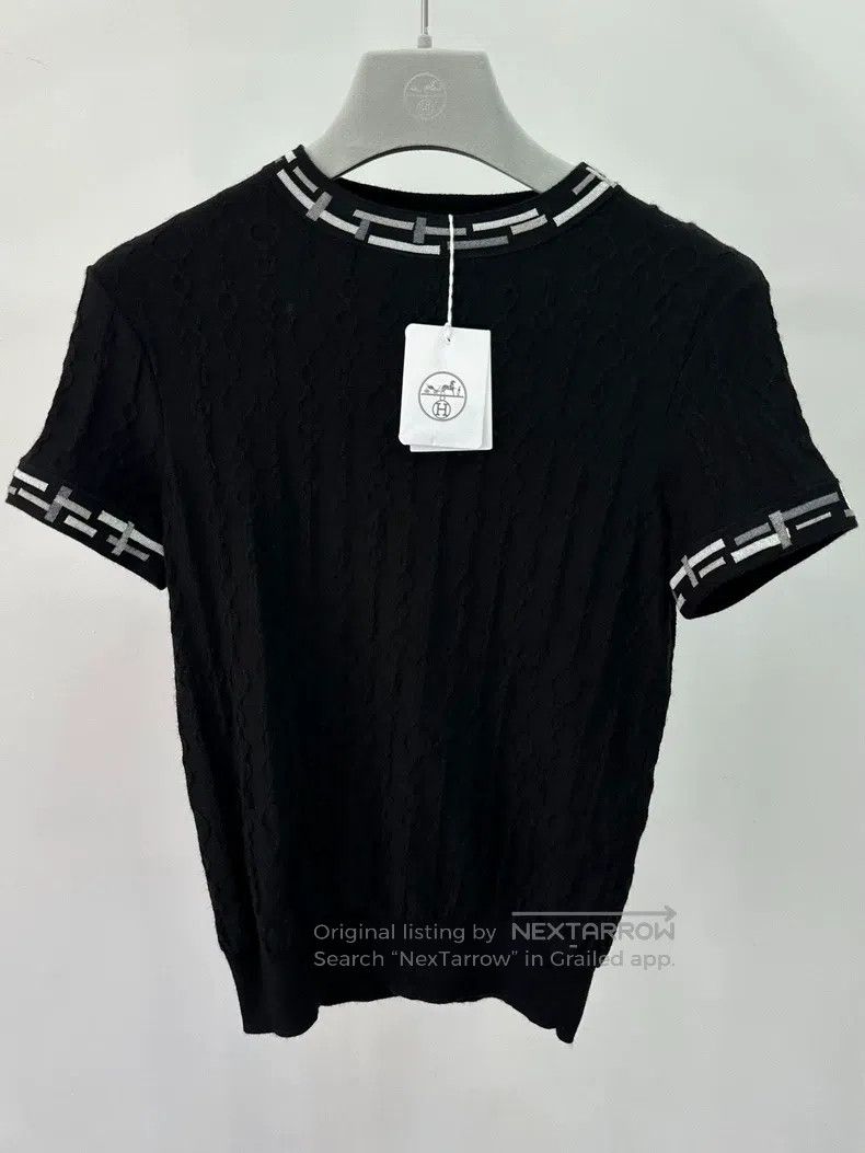 Hermes Hermes Embossed Logo Top Size XXS / US 00 / IT 34 - 1 Thumbnail
