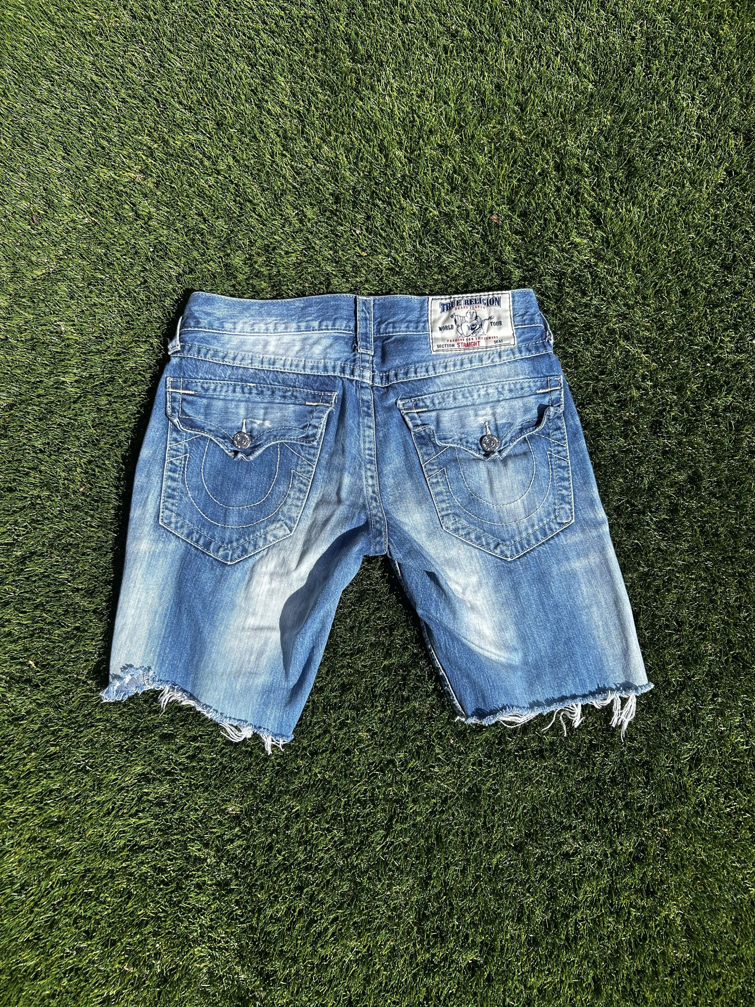 True Religion True Religion Distressed Denim Cut-Off Shorts Size US 31 - 2 Thumbnail