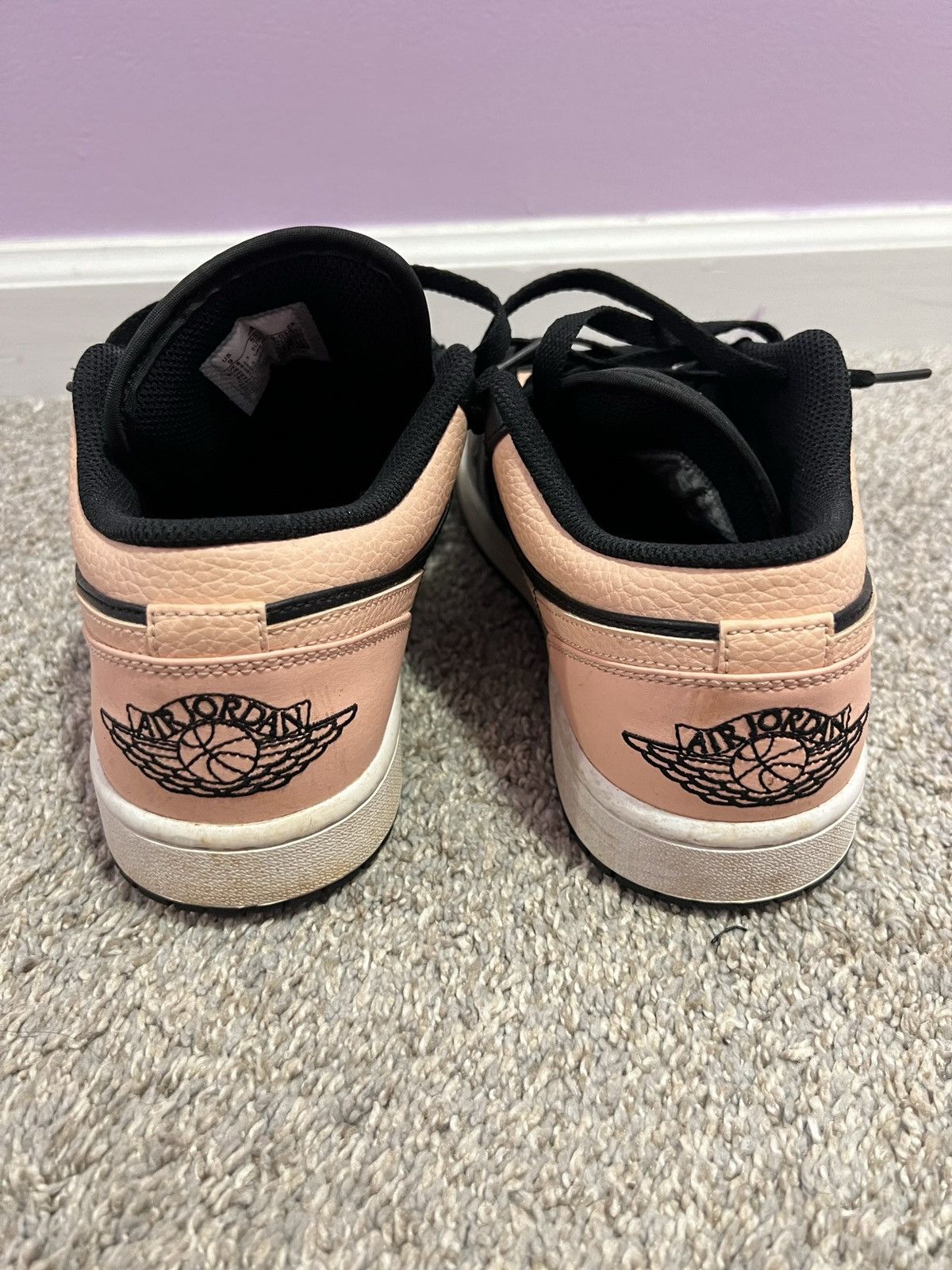 Jordan Brand Jordan 1 Low Crimson Tint sz 9 Size US 9 / EU 42 - 2 Thumbnail