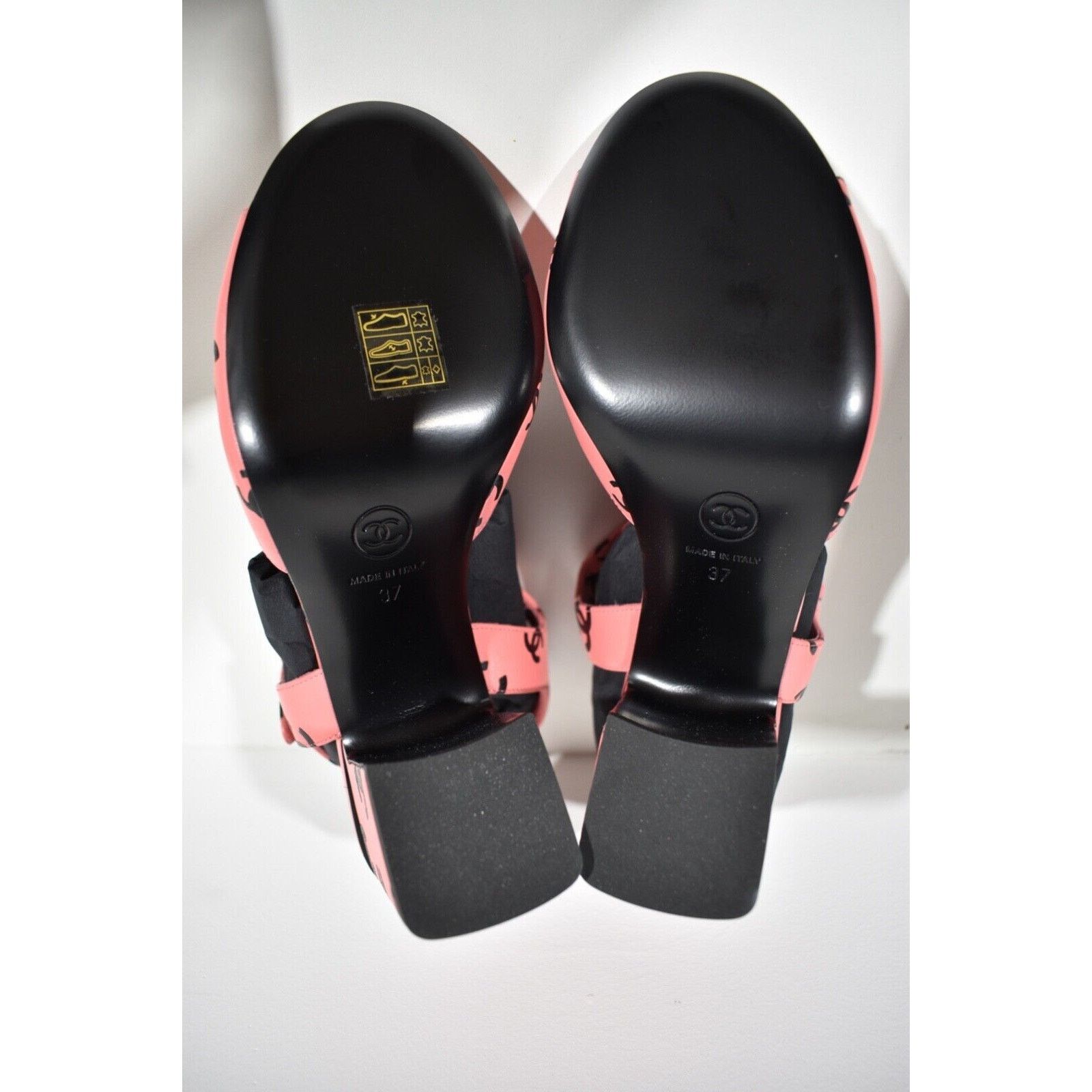 Chanel Chanel Printed Lambskin Ankle Strap Block Heel Sandal 37 Size US 7 / IT 37 - 11 Thumbnail