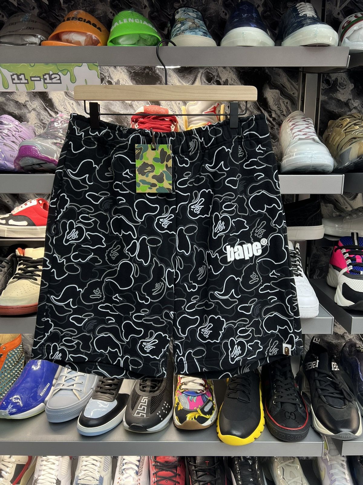 Bape Bape Camo Shorts Size US 30 / EU 46 - 1 Thumbnail