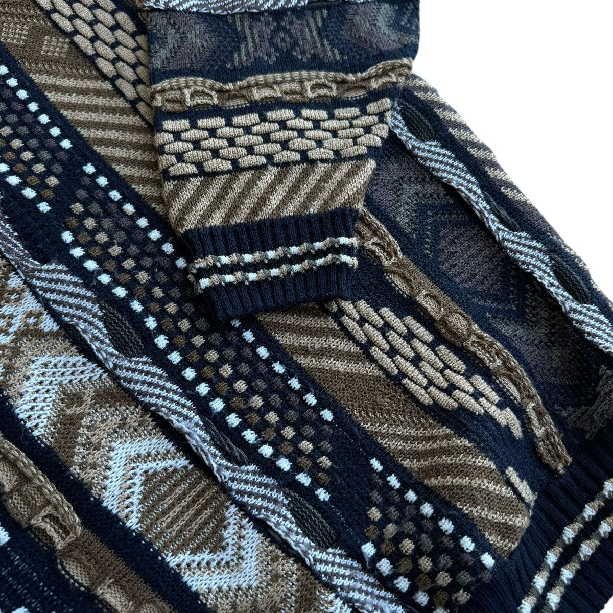 Coogi × Japanese Brand × Vintage Alexander Lloyd Coogi Style 3D Cable Knit Sweater Pullover Size US XL / EU 56 / 4 - 3 Thumbnail