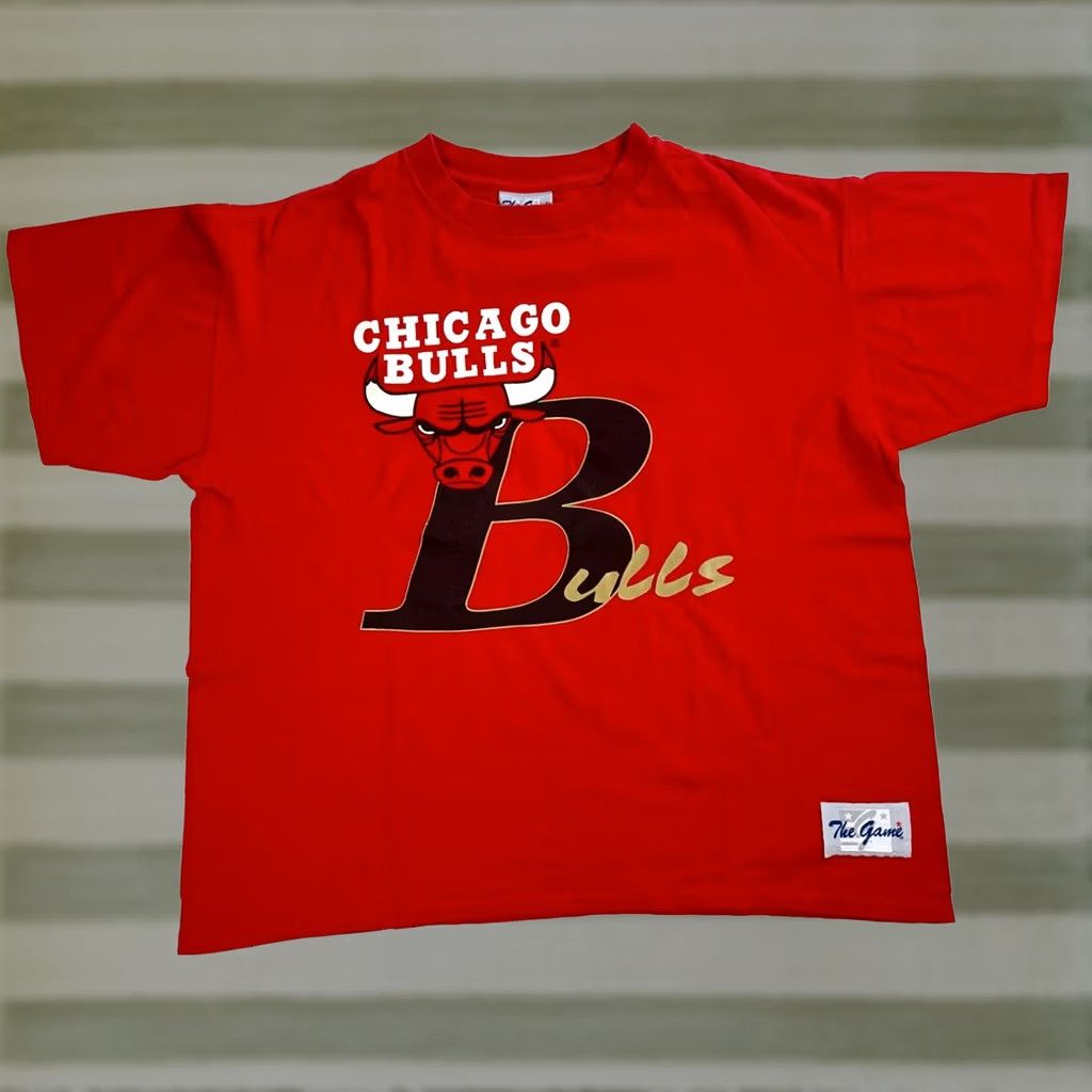 Vintage VINTAGE The Game Chicago Bulls T-Shirt Men's 90s Red XL Logo Short Sleeve Crew Neck 100% Cotton Size US XL / EU 56 / 4 - 1 Thumbnail