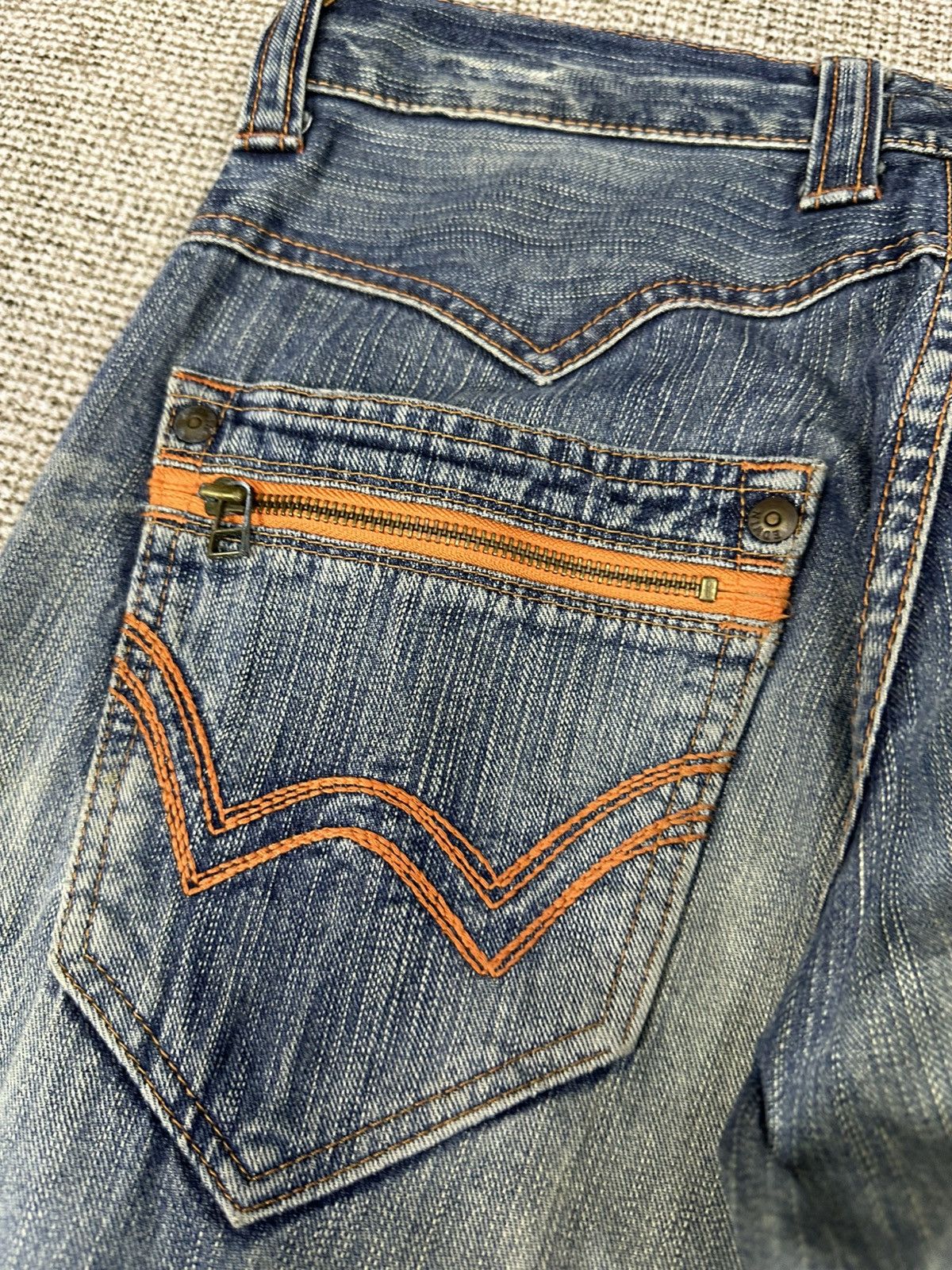 Edwin Vintage Edwin Exclusive Faded Thrash Denim 30x30 D768 Size US 30 / EU 46 - 7 Thumbnail